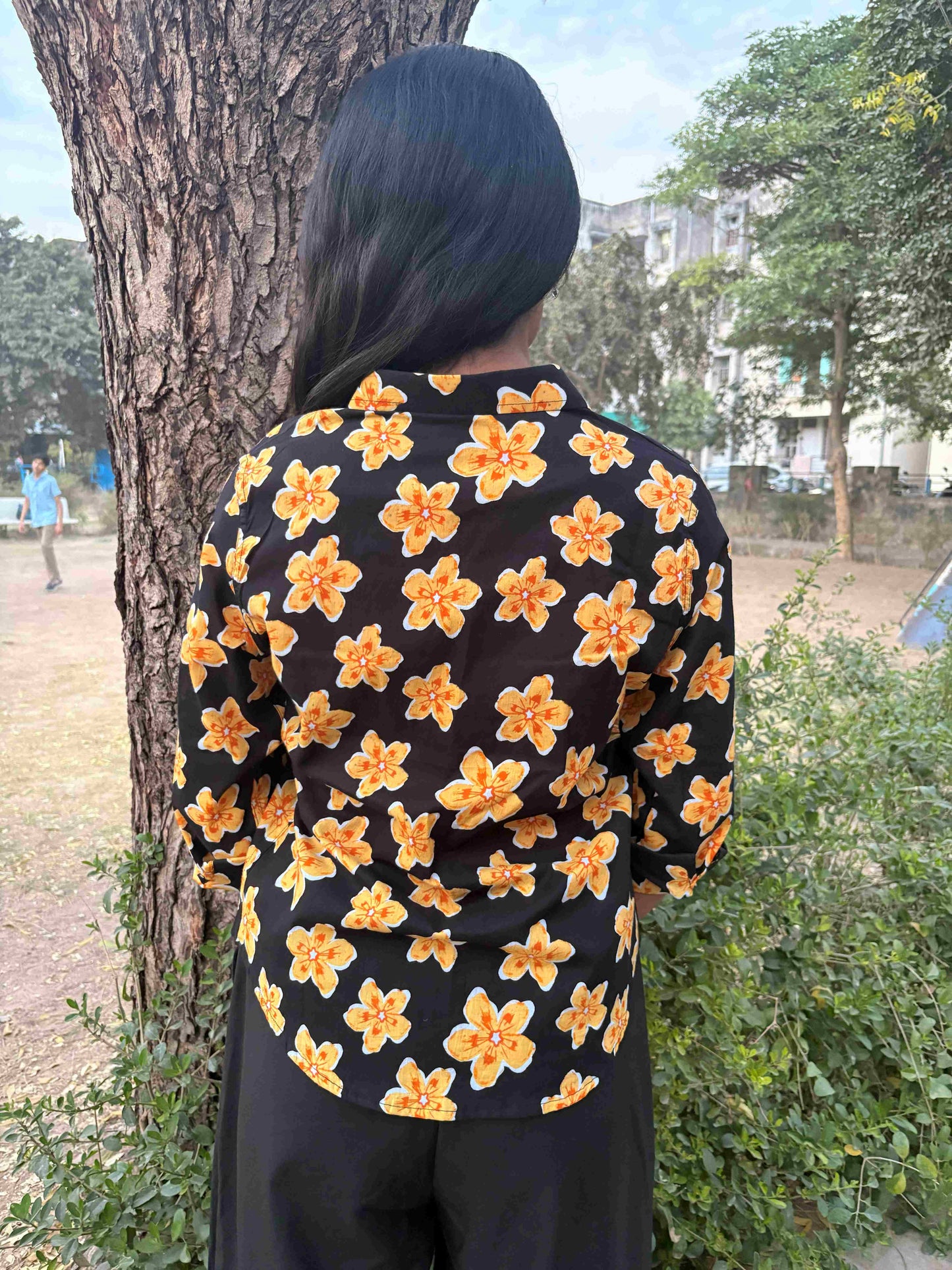 Daisy - Floral Fitted Shirt (Yellow)