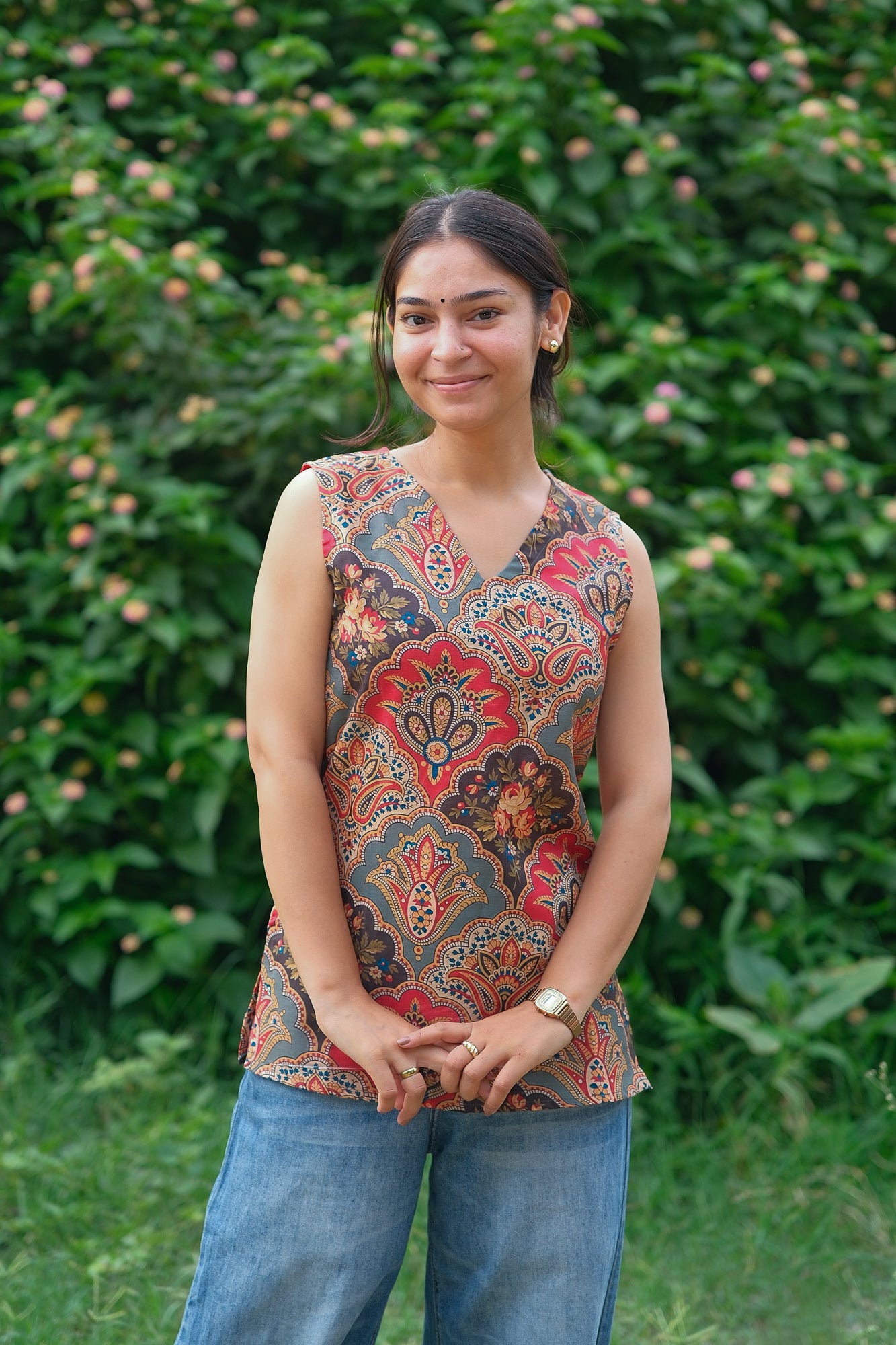 Digital Paisley Printed Cotton Sleeveless Top (Multicolor)