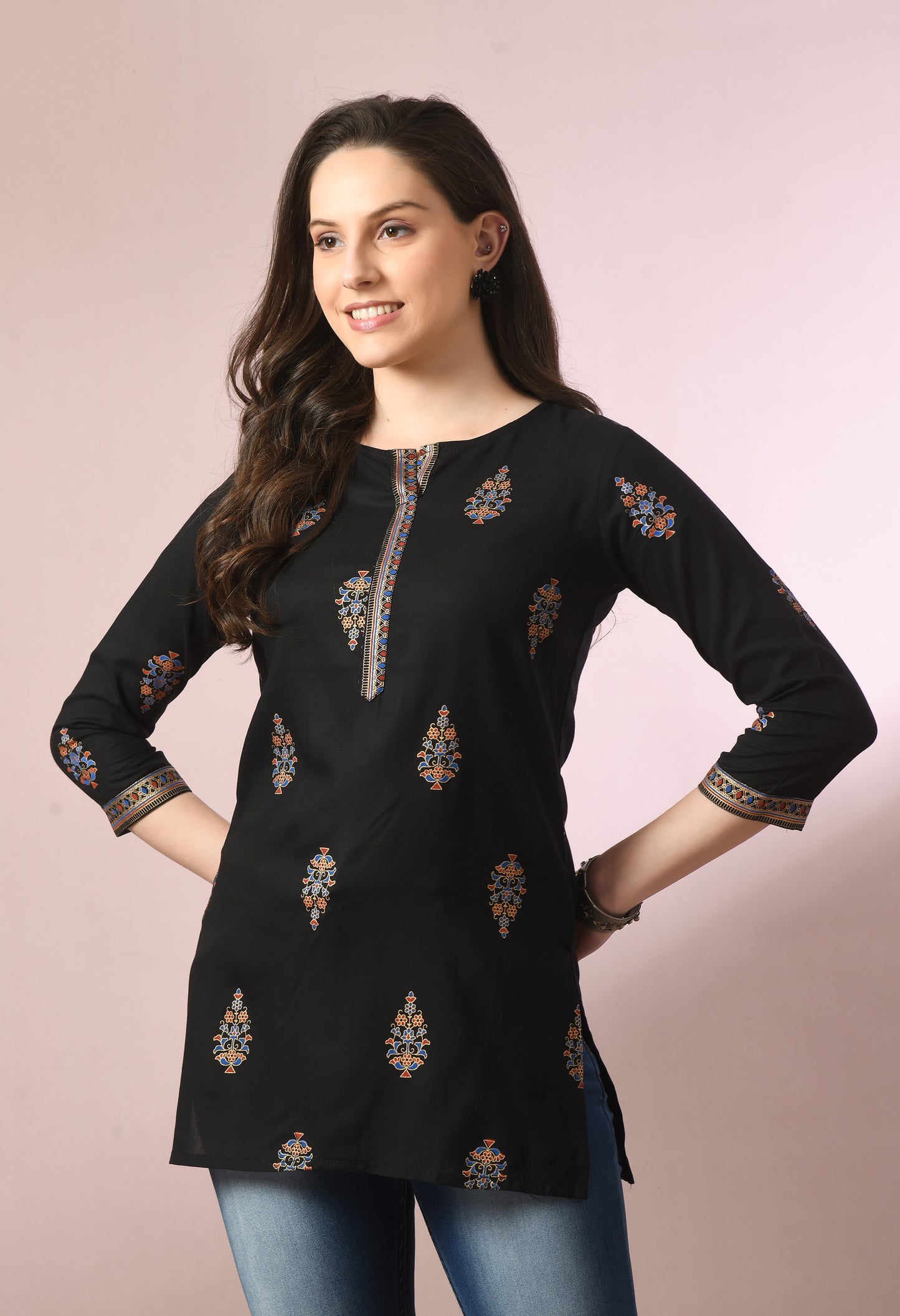 Noorika – Black Ethnic Motif Kurti