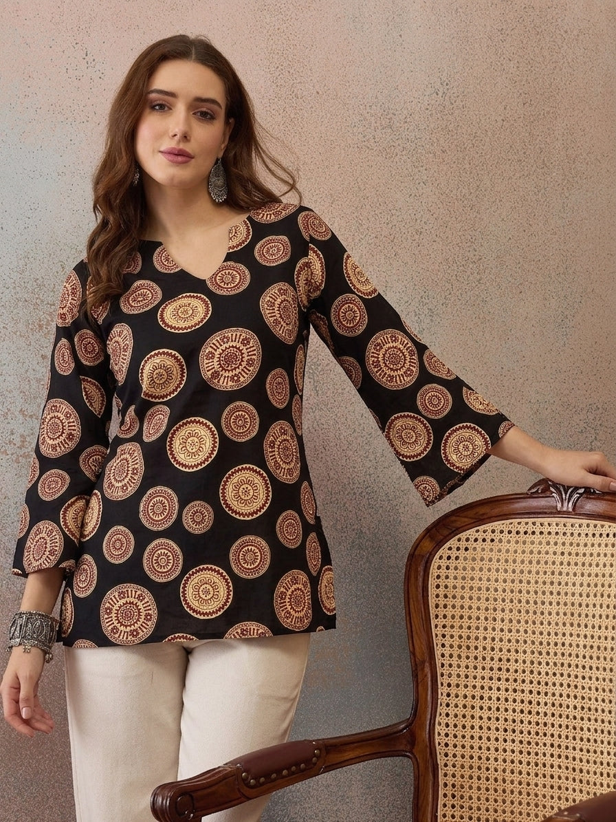 Motif Printed Corset Back Cotton Kurti (Black)