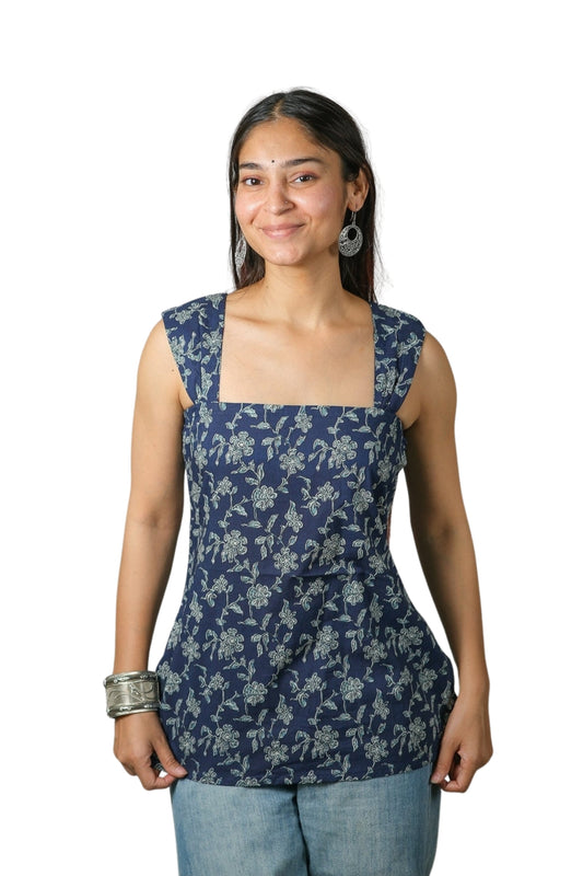 Noelle – Floral Printed Cotton Top (Navy)