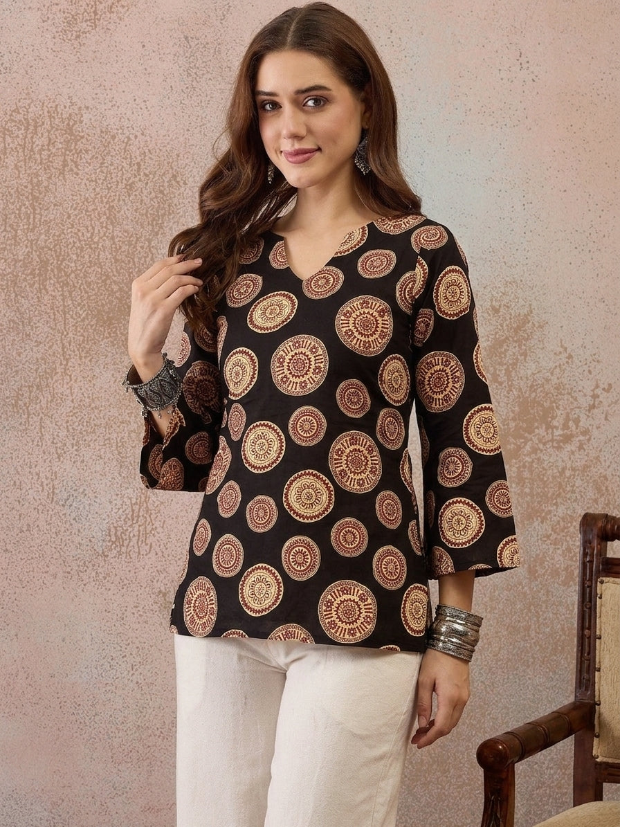 Motif Printed Corset Back Cotton Kurti (Black)