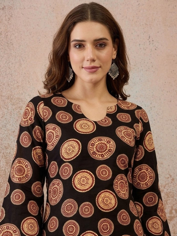 Motif Printed Corset Back Cotton Kurti (Black)