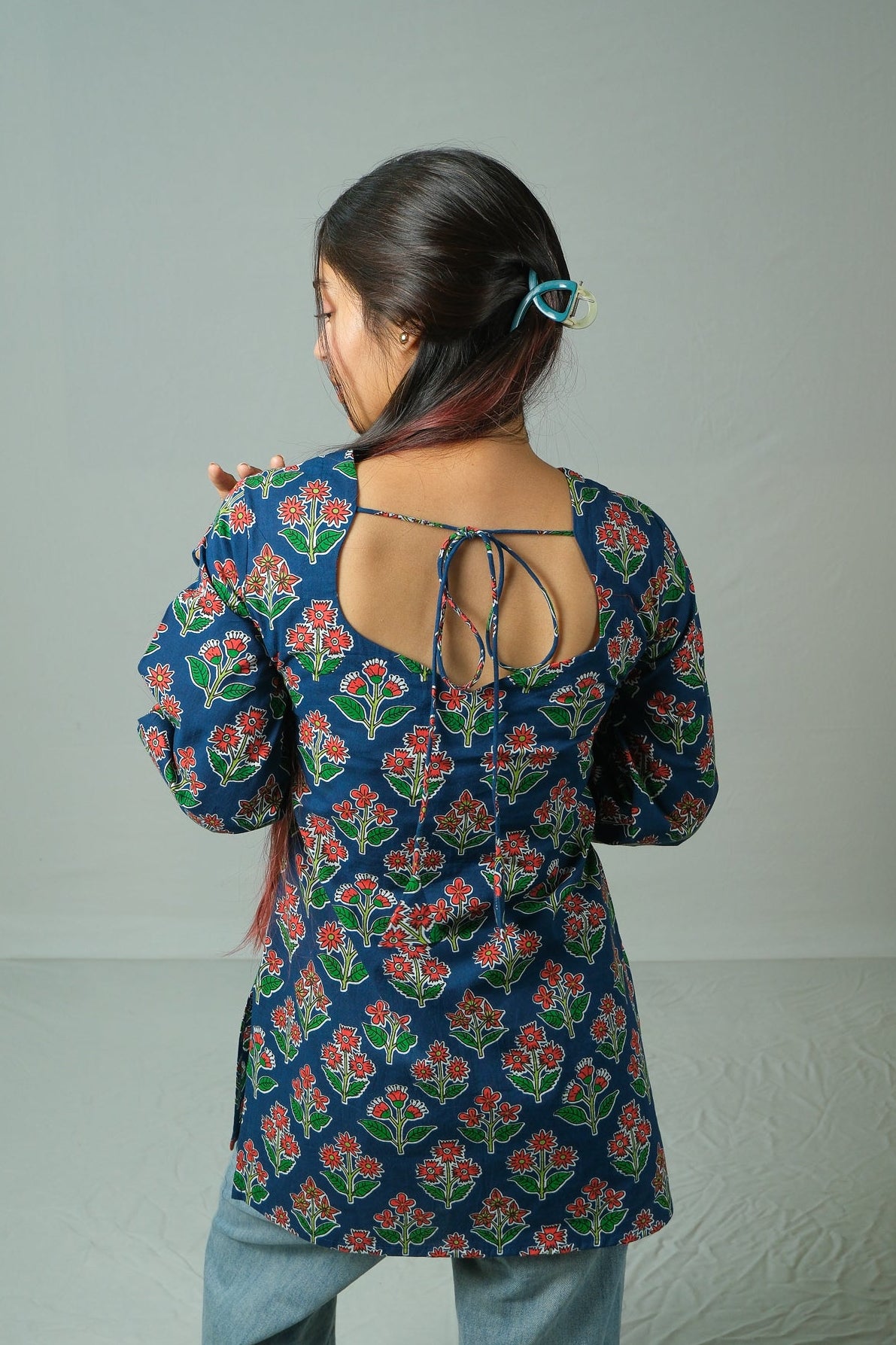 Lina – Open Back Kurti (Navy Blue)