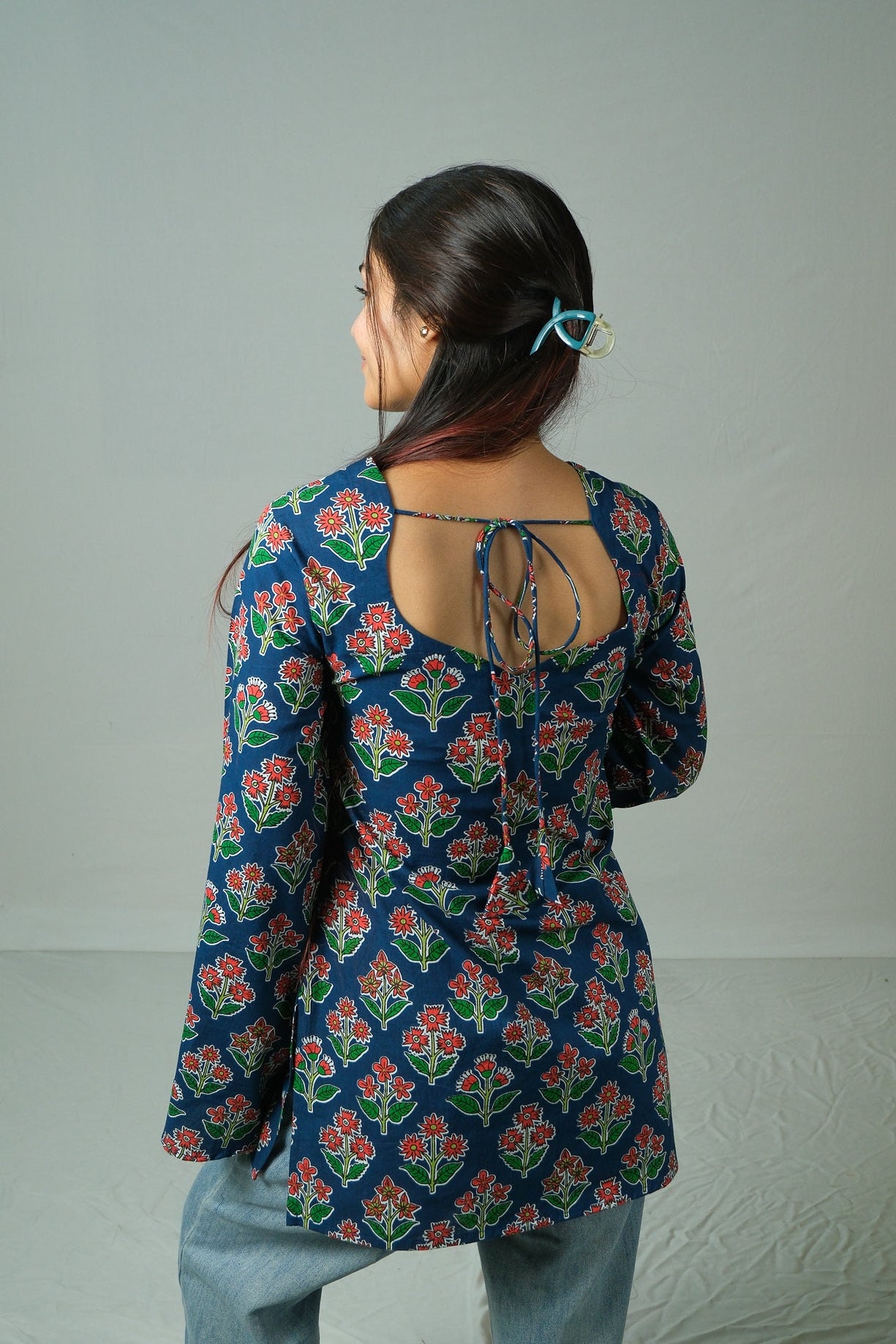 Lina – Open Back Kurti (Navy Blue)