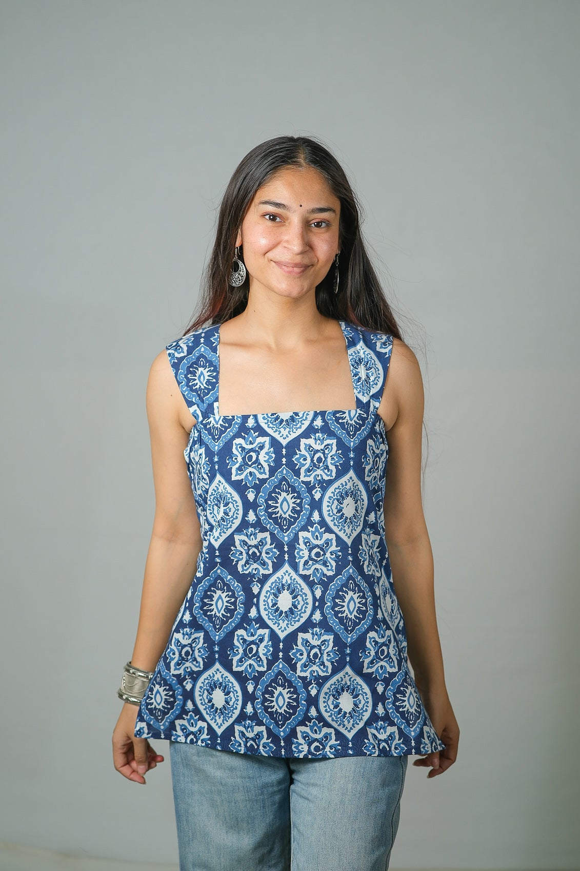 Elara – Motif Printed Cotton Top (Blue)