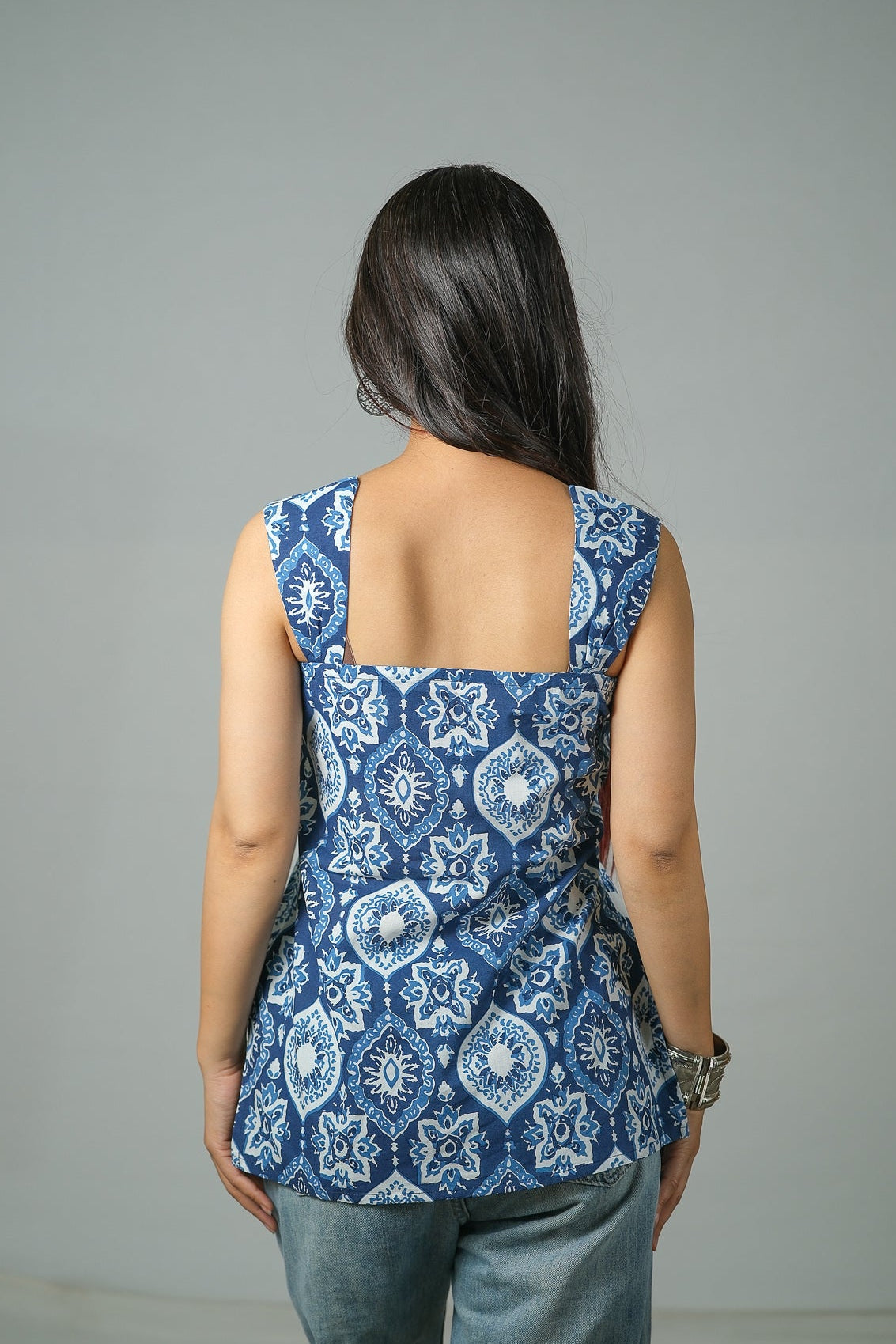 Elara – Motif Printed Cotton Top (Blue)