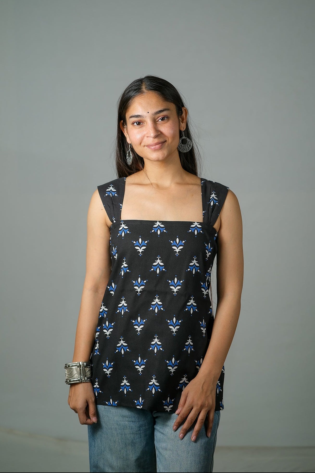 Iris – Printed Cotton Top (Black)
