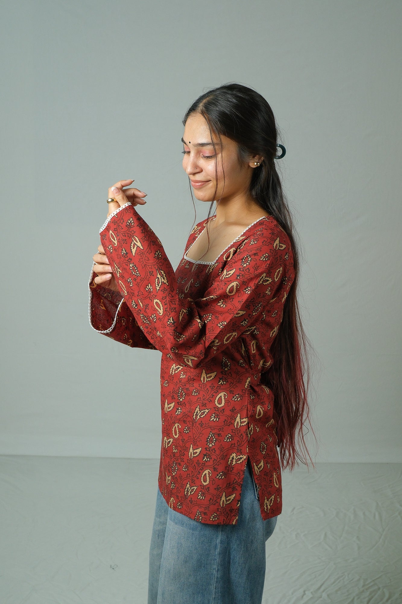 Riona – Square Neck Kurti (Maroon)