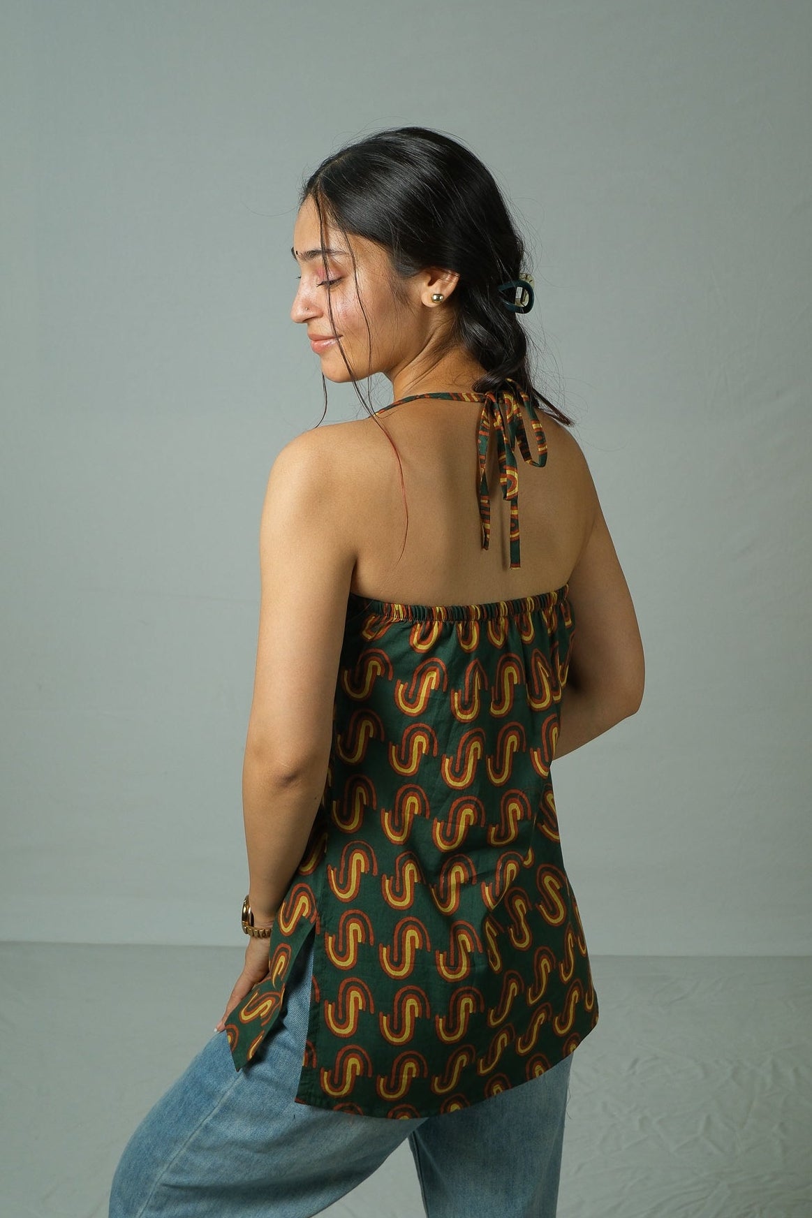 Veyra – Halter Neck Top (Bottle Green)