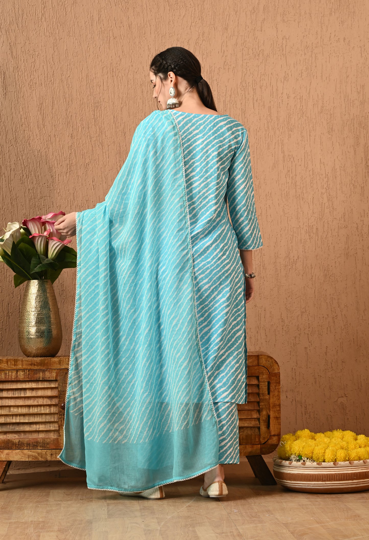 Neelora – Sky Blue Leheriya Print Kurta Set