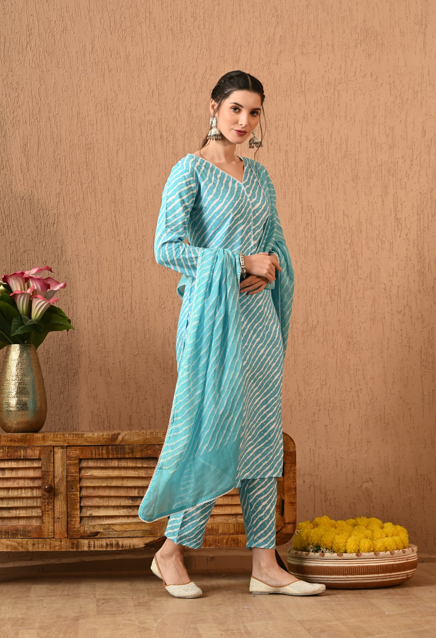 Neelora – Sky Blue Leheriya Print Kurta Set