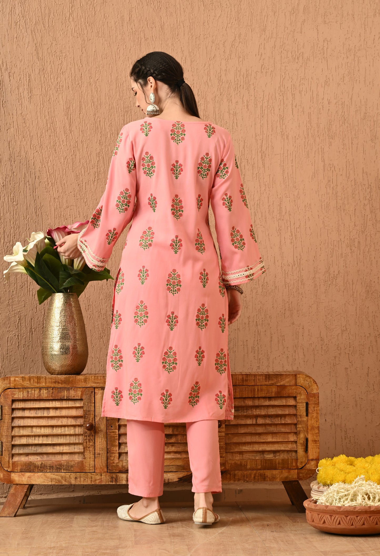 Zariah - Baby Pink Ethnic Motif Pakistani Kurta Pant Set with Mirror Lace