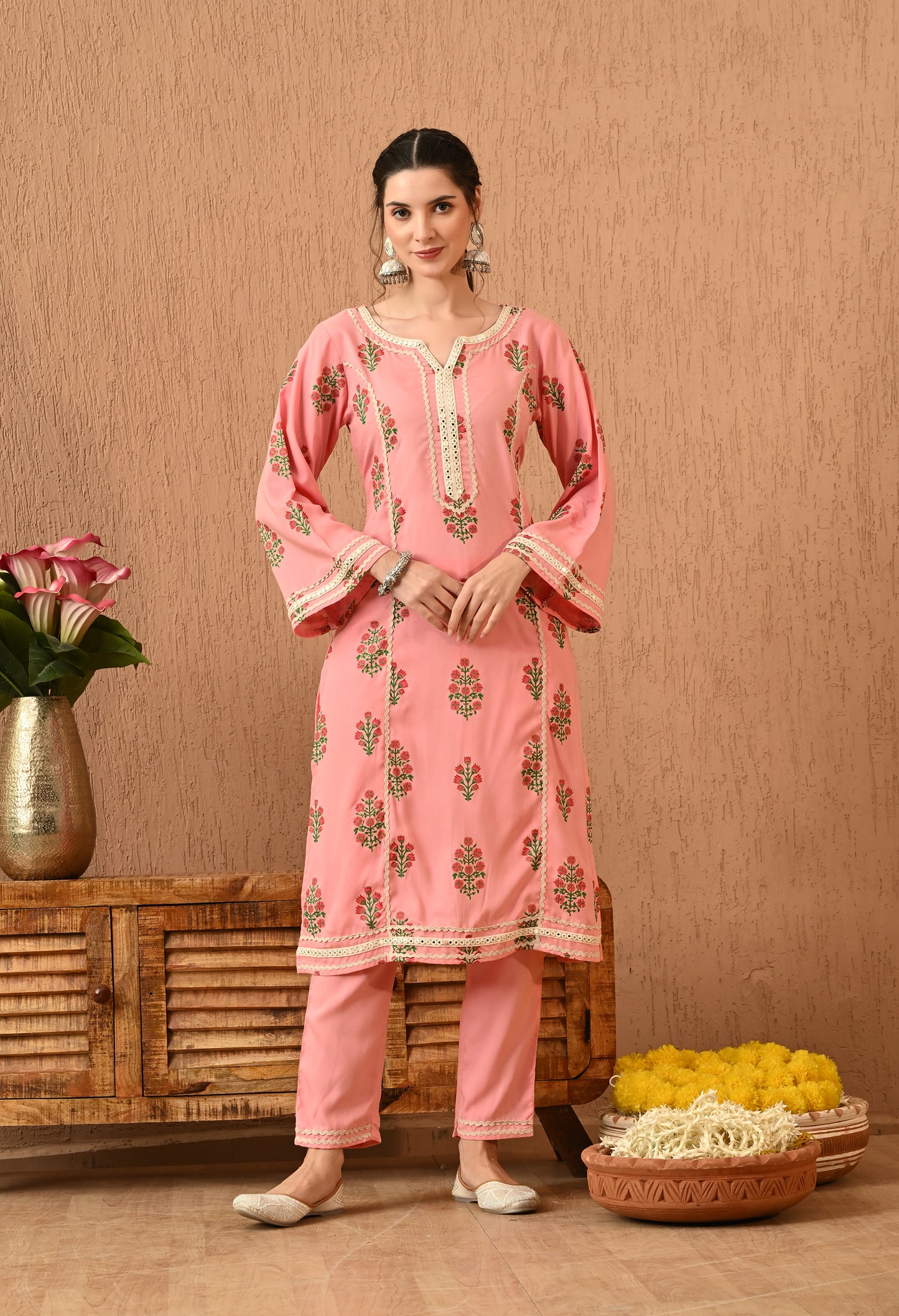 Zariah - Baby Pink Ethnic Motif Pakistani Kurta Pant Set with Mirror Lace