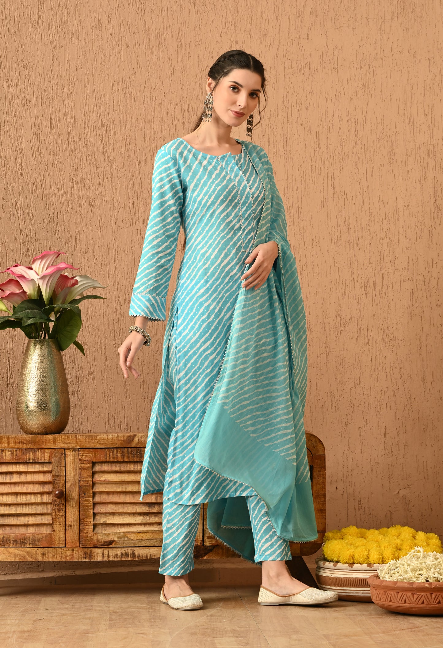 Anvika – Sky Blue Leheriya Placket Kurta Pant and Leheriya Dupatta Set