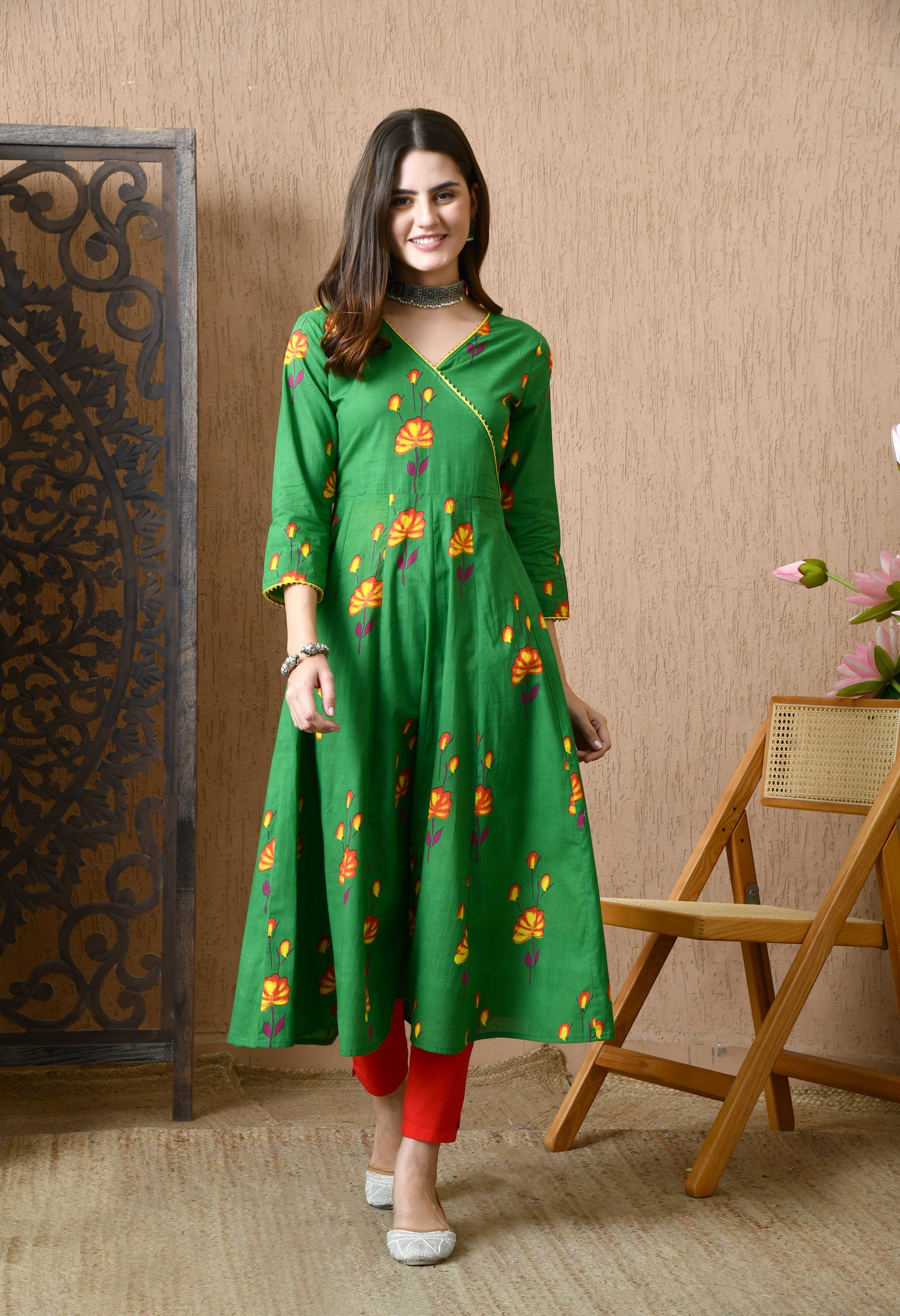 Jivana – Dark Green Anghrakha Hand-Painted Kurta Pant Set