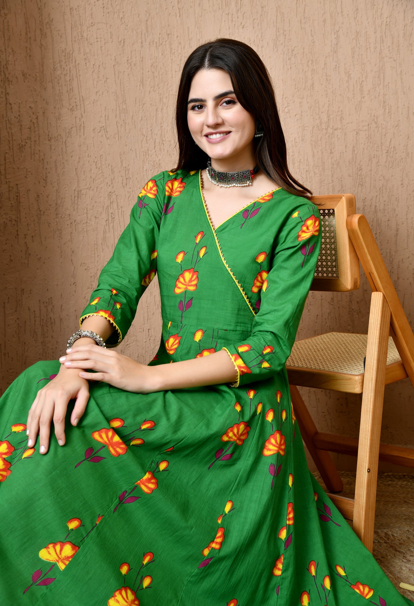 Jivana – Dark Green Anghrakha Hand-Painted Kurta Pant Set