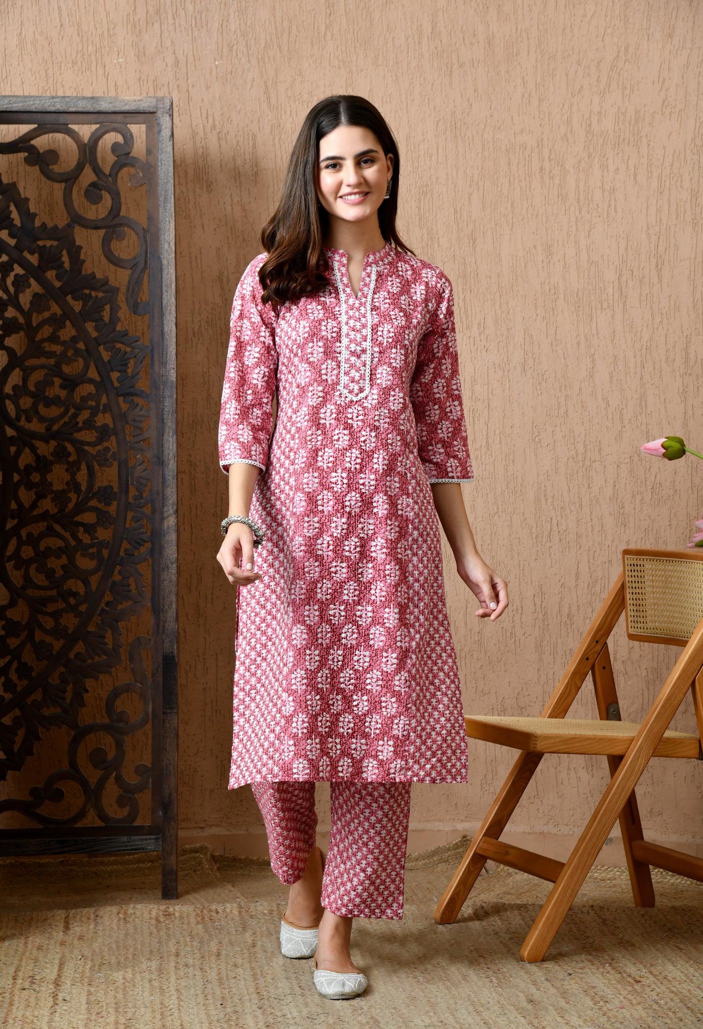 Suhani – Mauve Kurta Pant Set with Traditional Motif Print