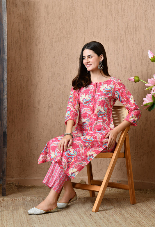 Ruhani – Pink Paisley Kurta Pant Set with Lace Placket