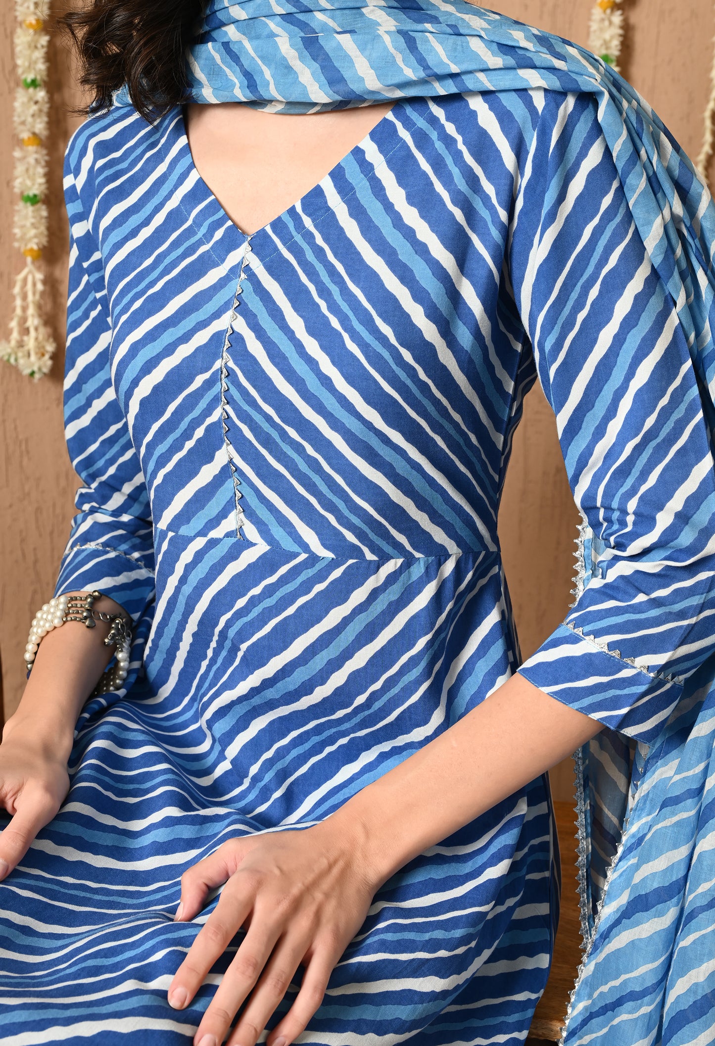 Lehrika – Blue Leheriya Print Kurta Pant Set with Dupatta & Lace Detailing