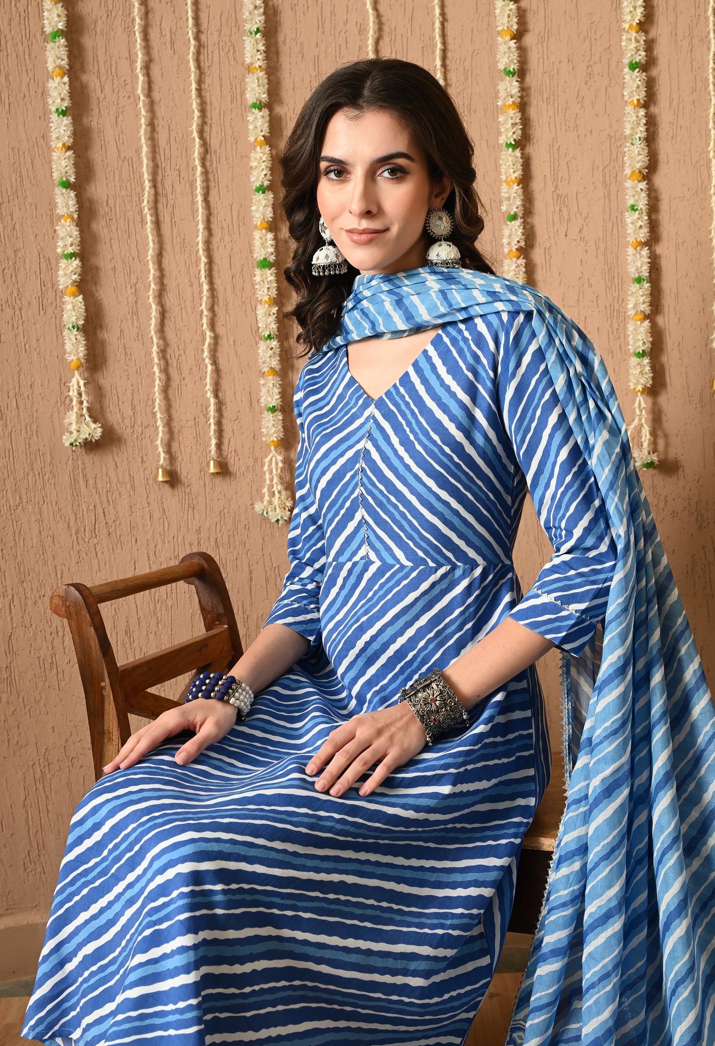 Lehrika – Blue Leheriya Print Kurta Pant Set with Dupatta & Lace Detailing