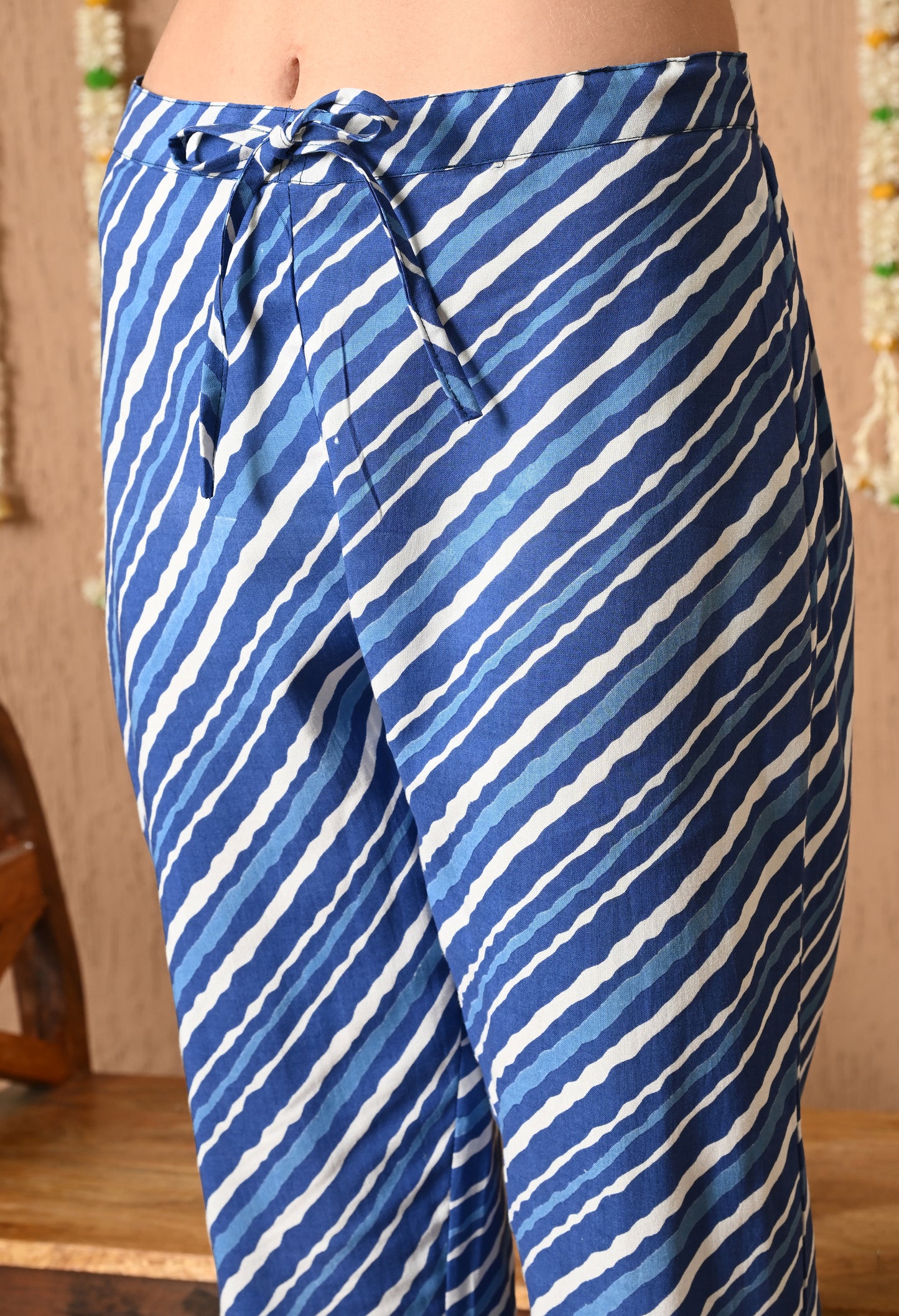 Lehrika – Blue Leheriya Print Kurta Pant Set with Dupatta & Lace Detailing