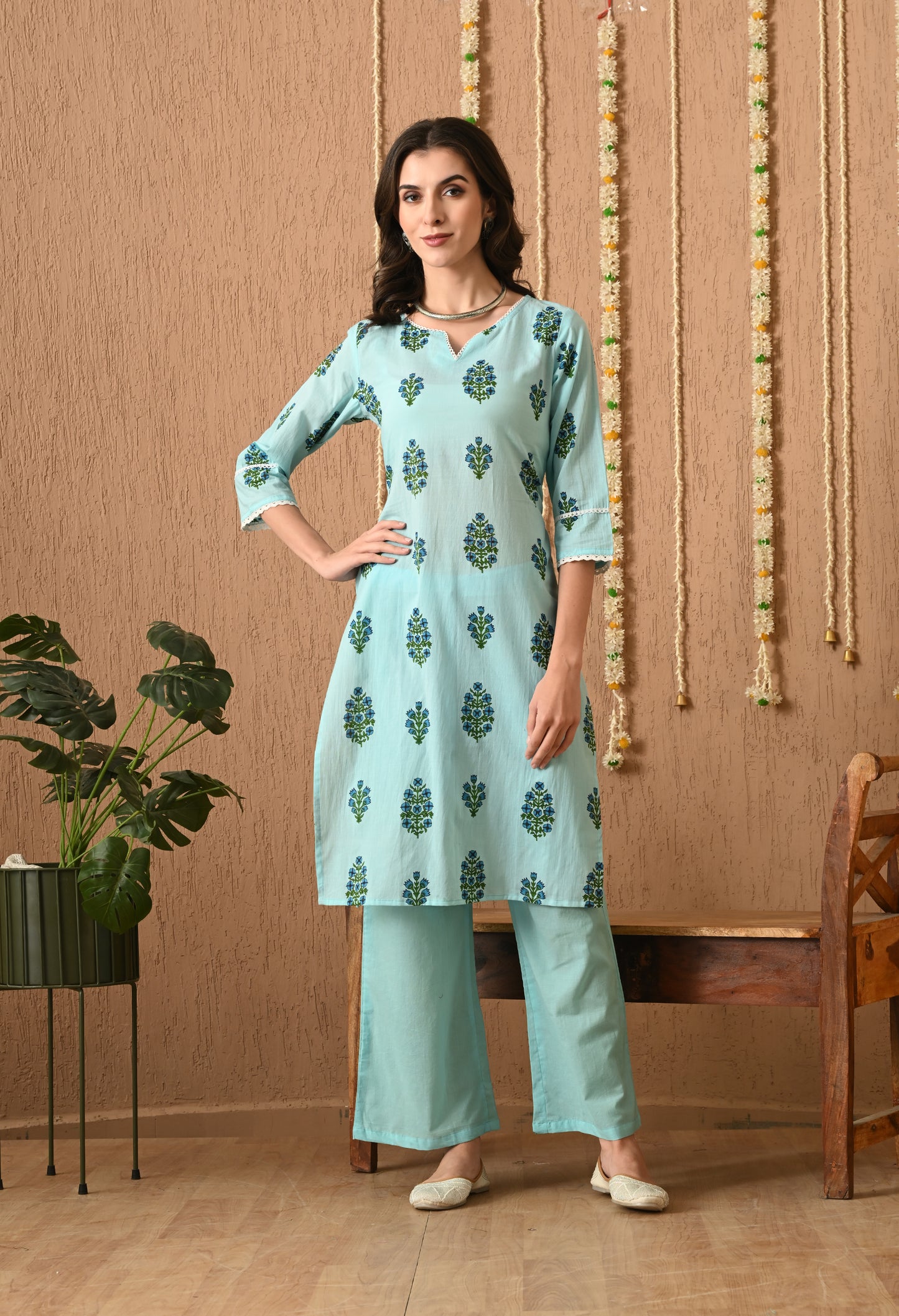 Nilika - Sky Blue Ethnic Motif Kurta Pant Set with Tie-Dye Dupatta