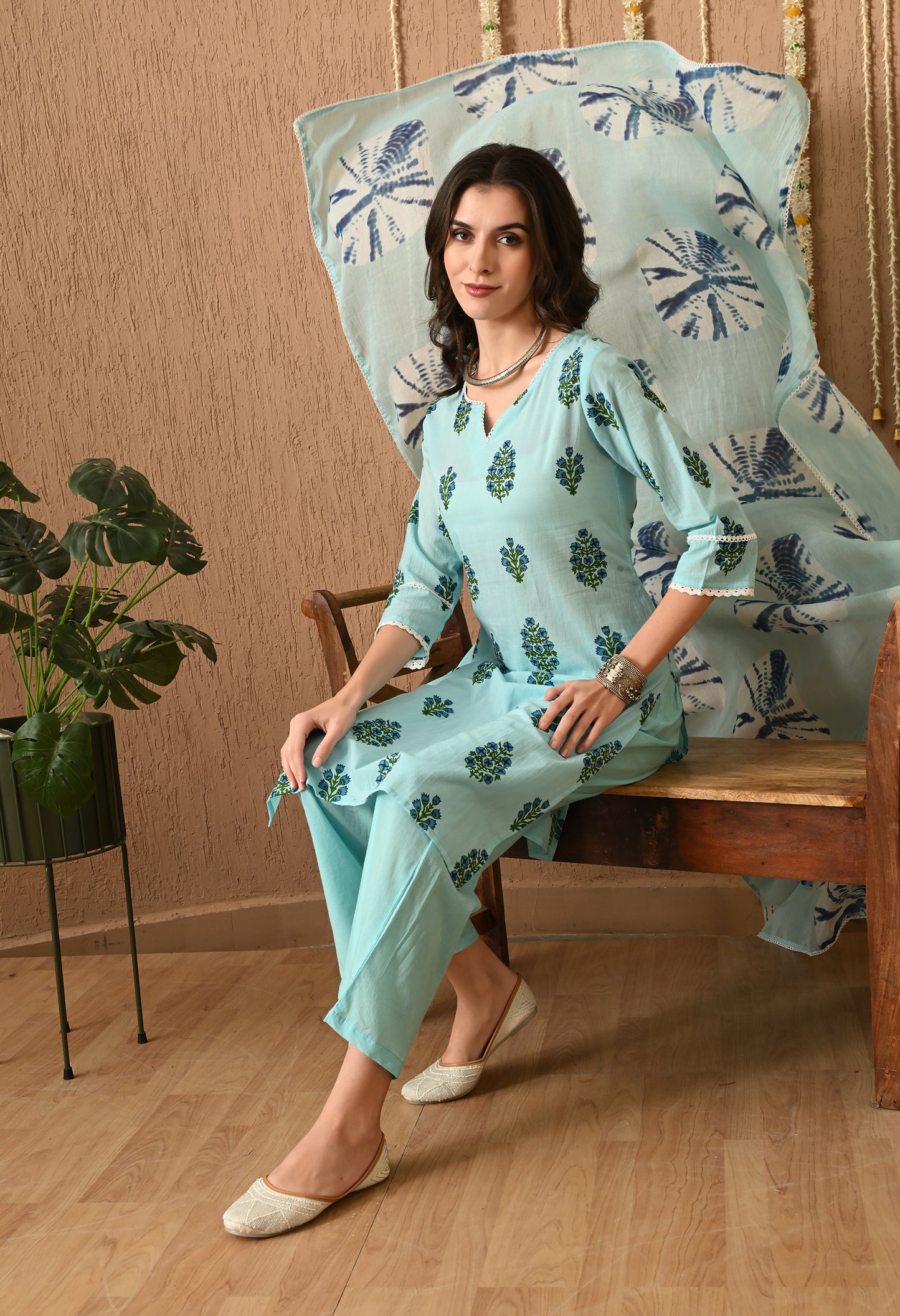 Nilika - Sky Blue Ethnic Motif Kurta Pant Set with Tie-Dye Dupatta
