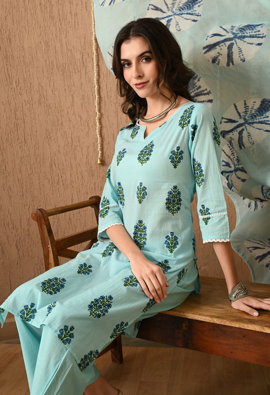 Nilika - Sky Blue Ethnic Motif Kurta Pant Set with Tie-Dye Dupatta