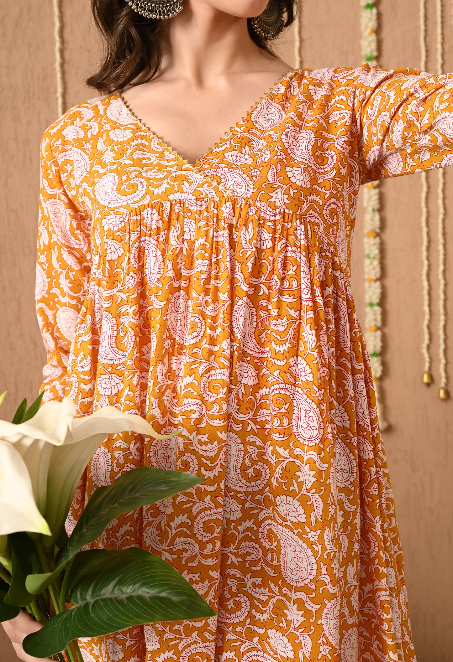 Kairita – Mustard Yellow Paisley Print Kurta Pant Set