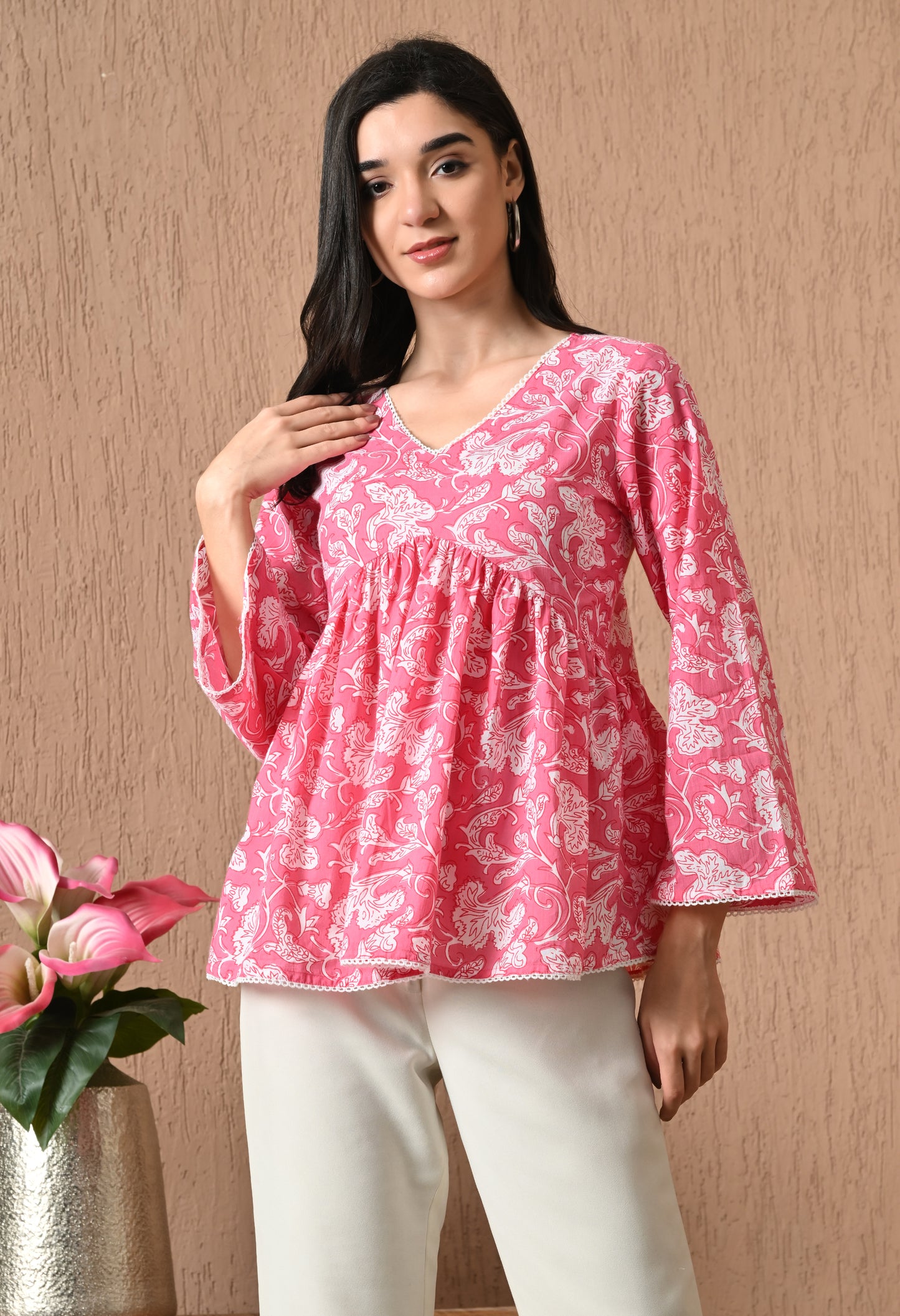 Calithea – Coral Blush Cotton Peplum Top