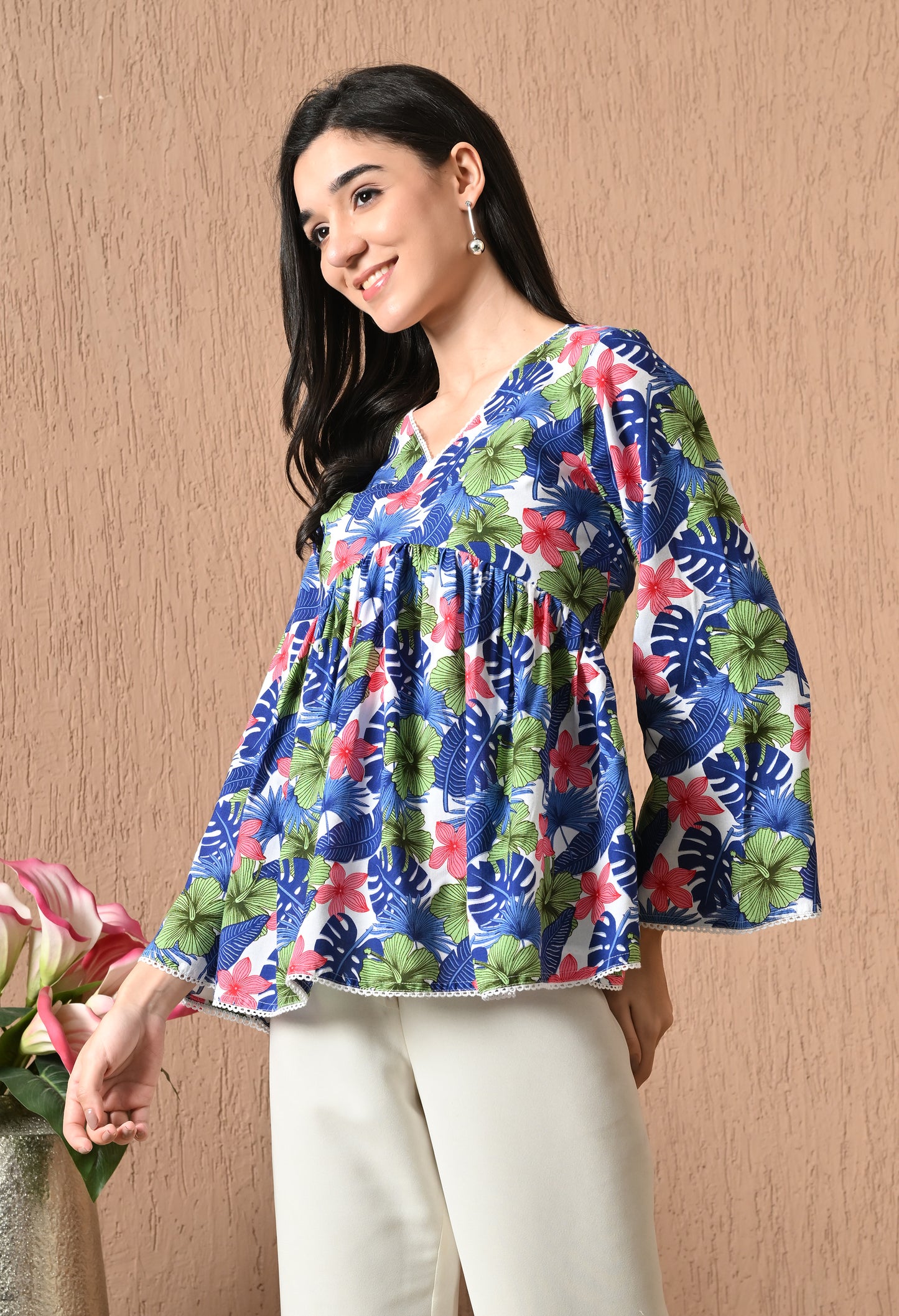 Lunévia – Multicolor Garden Cotton Peplum Top