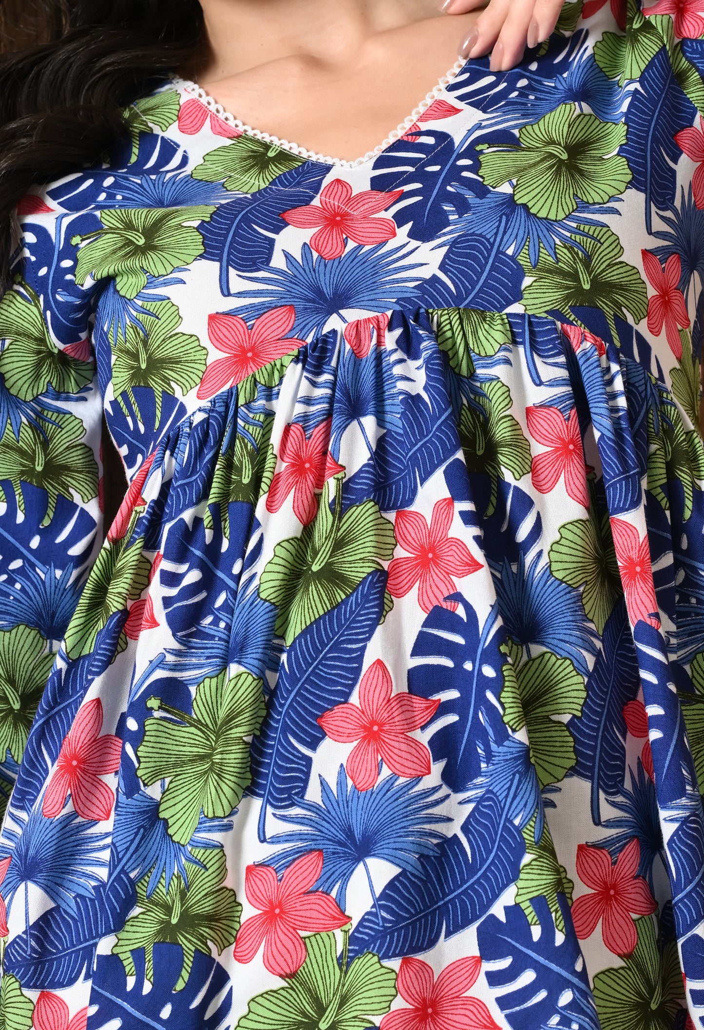 Lunévia – Multicolor Garden Cotton Peplum Top