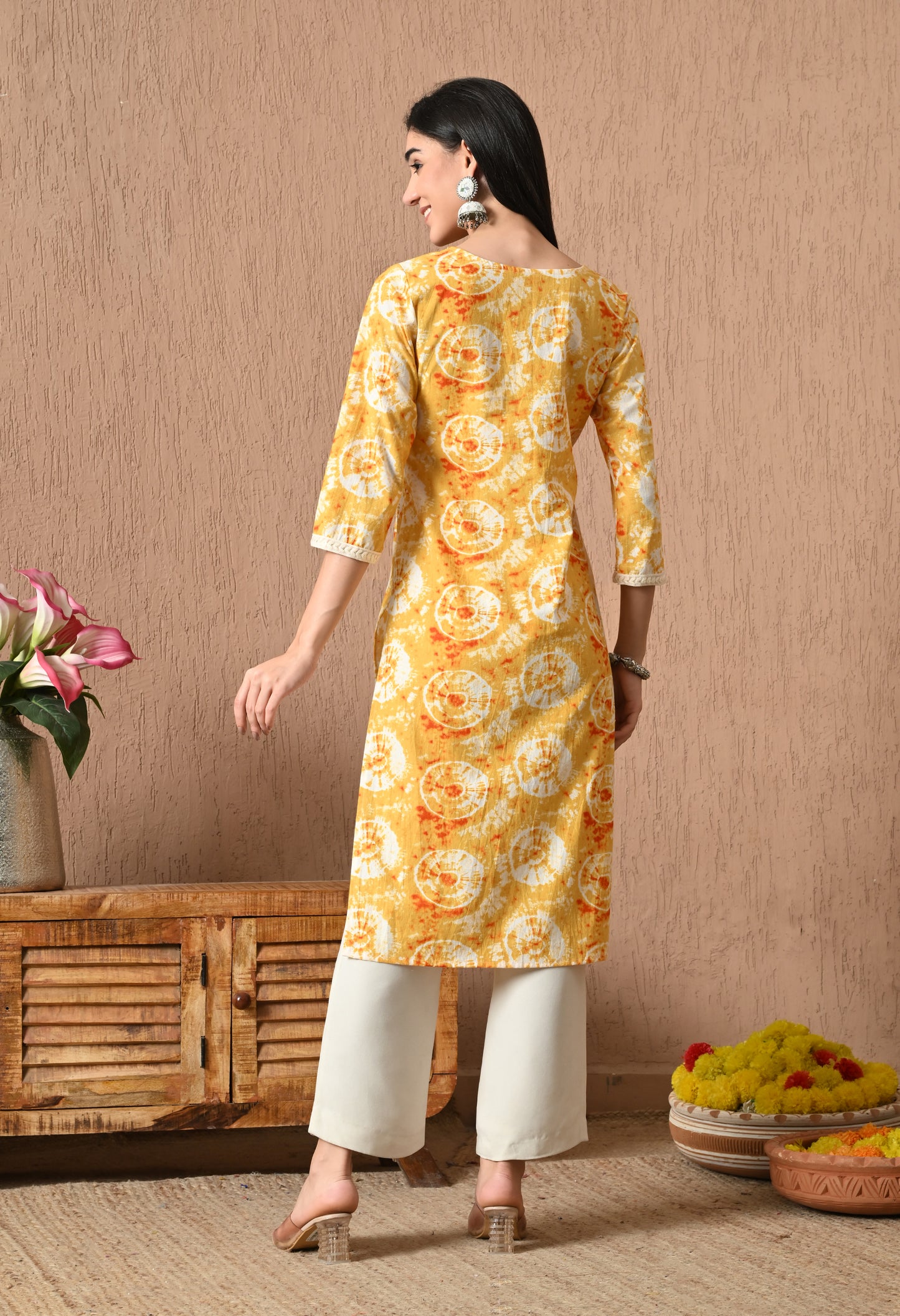 Rishika – Yellow Ombre Kurta with Lace Yoke
