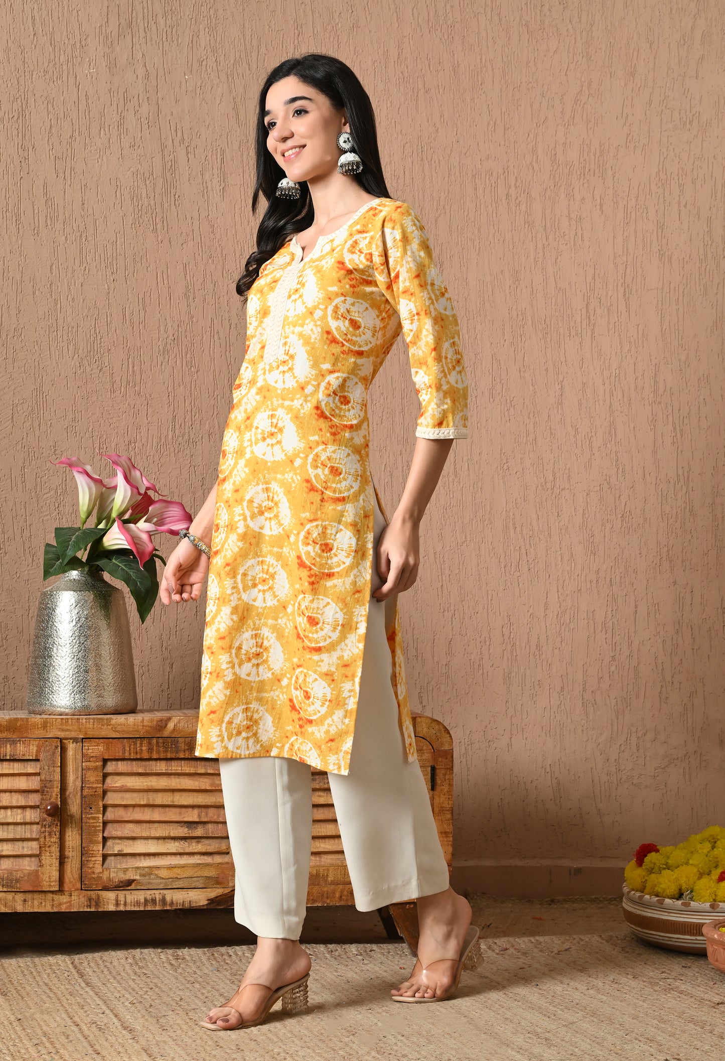 Rishika – Yellow Ombre Kurta with Lace Yoke