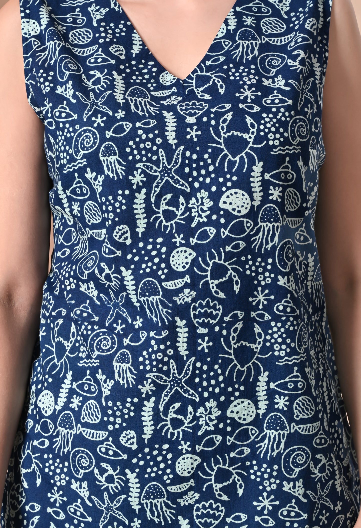 Indigo Blossom Navy Blue V-Neck Sleeveless Top
