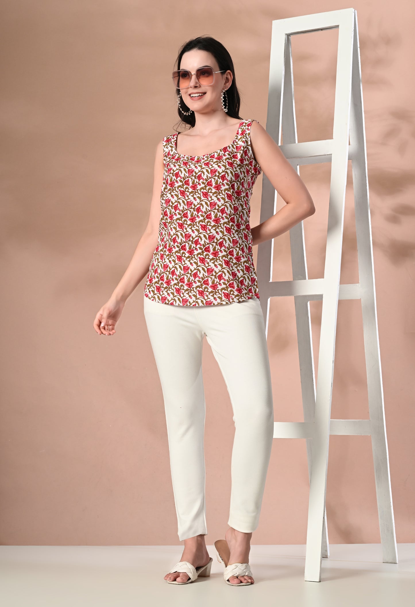 Crimson Petals Square Neck Sleeveless Top