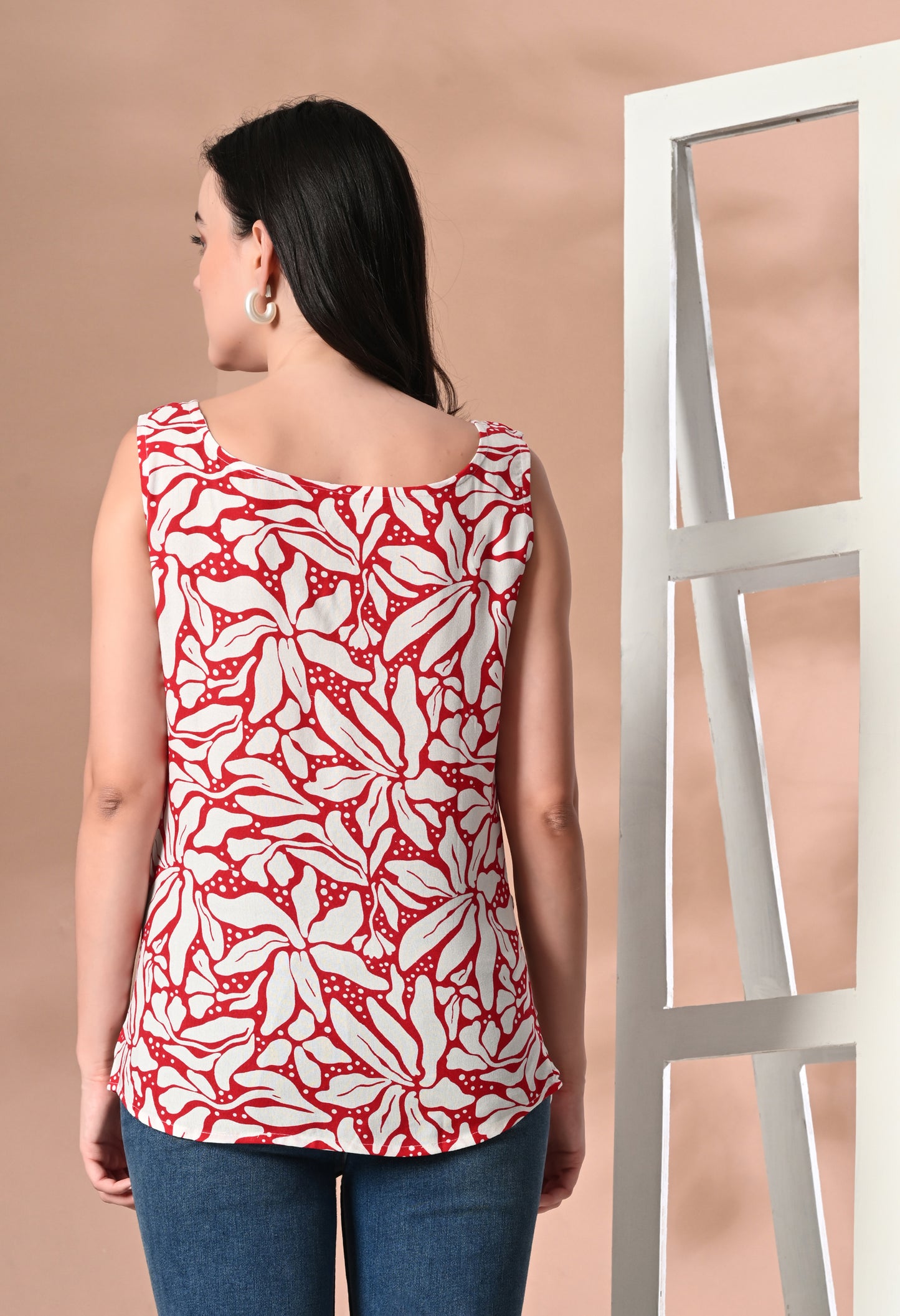 Scarlet Blossom Red Floral Printed Square Neck Sleeveless Top