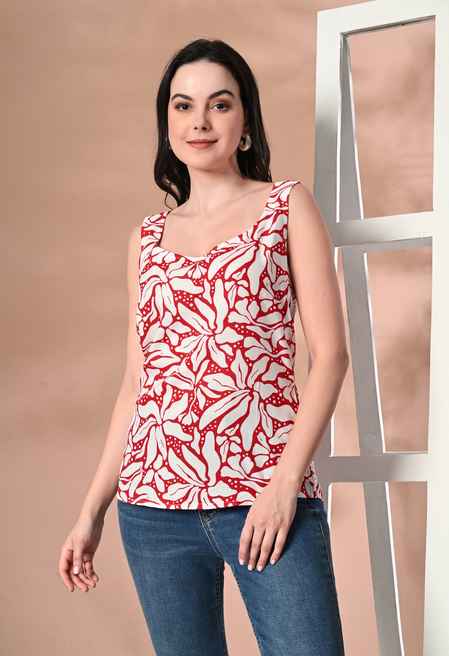 Scarlet Blossom Red Floral Printed Square Neck Sleeveless Top
