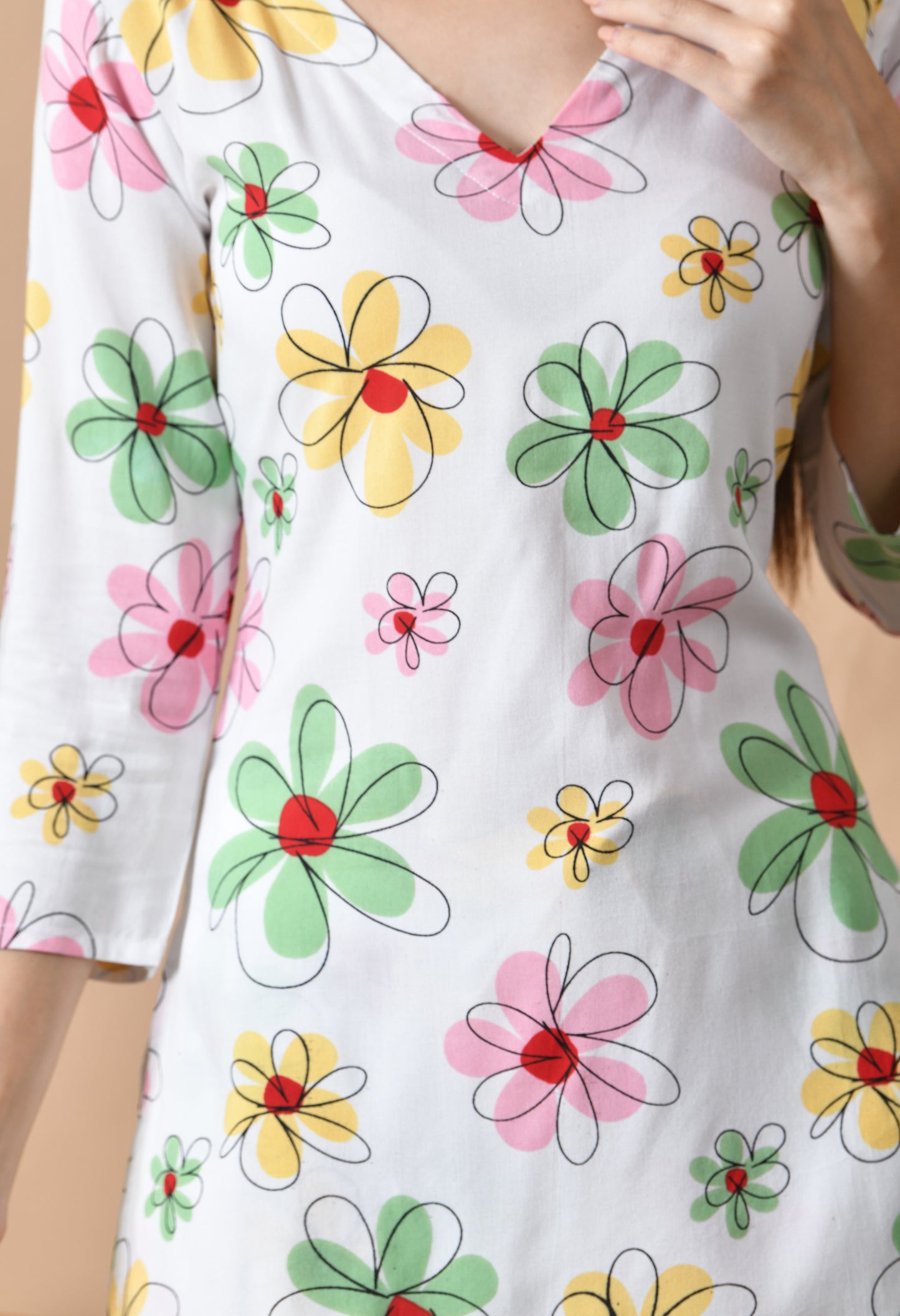 Whitesong – White Floral Night Suit for Women