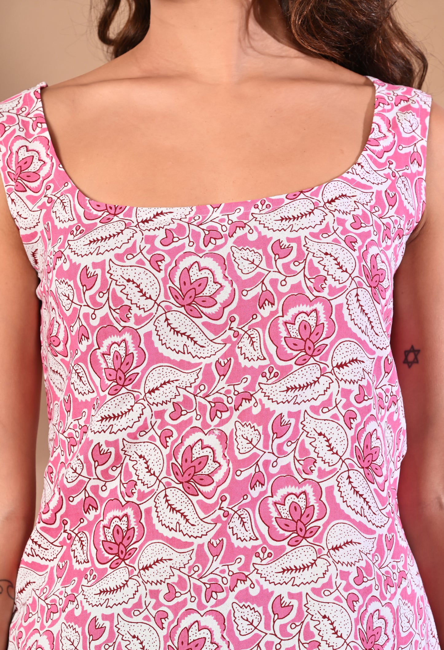 Rosy Blossom Pink Square Neck Sleeveless Top