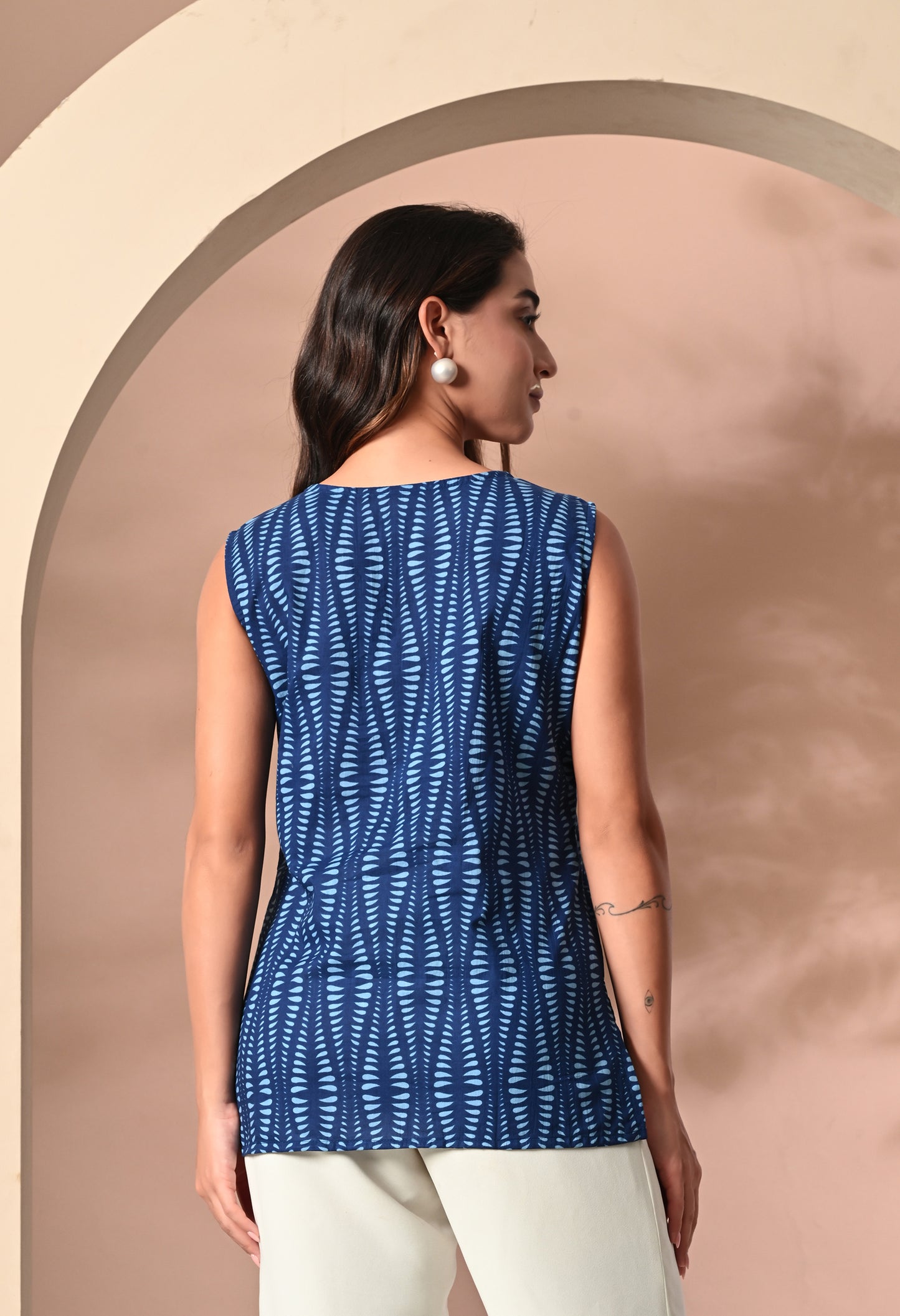 Blue Horizon Striped Navy Blue V-Neck Sleeveless Top