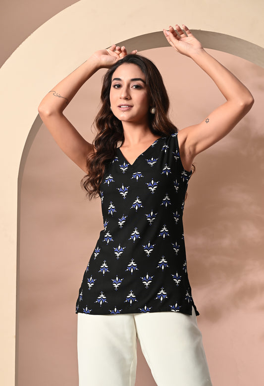 Elegant Noir Black V-Neck Sleeveless Top