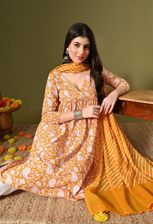 Yellow Kari Print Kurta Set With Dupatta