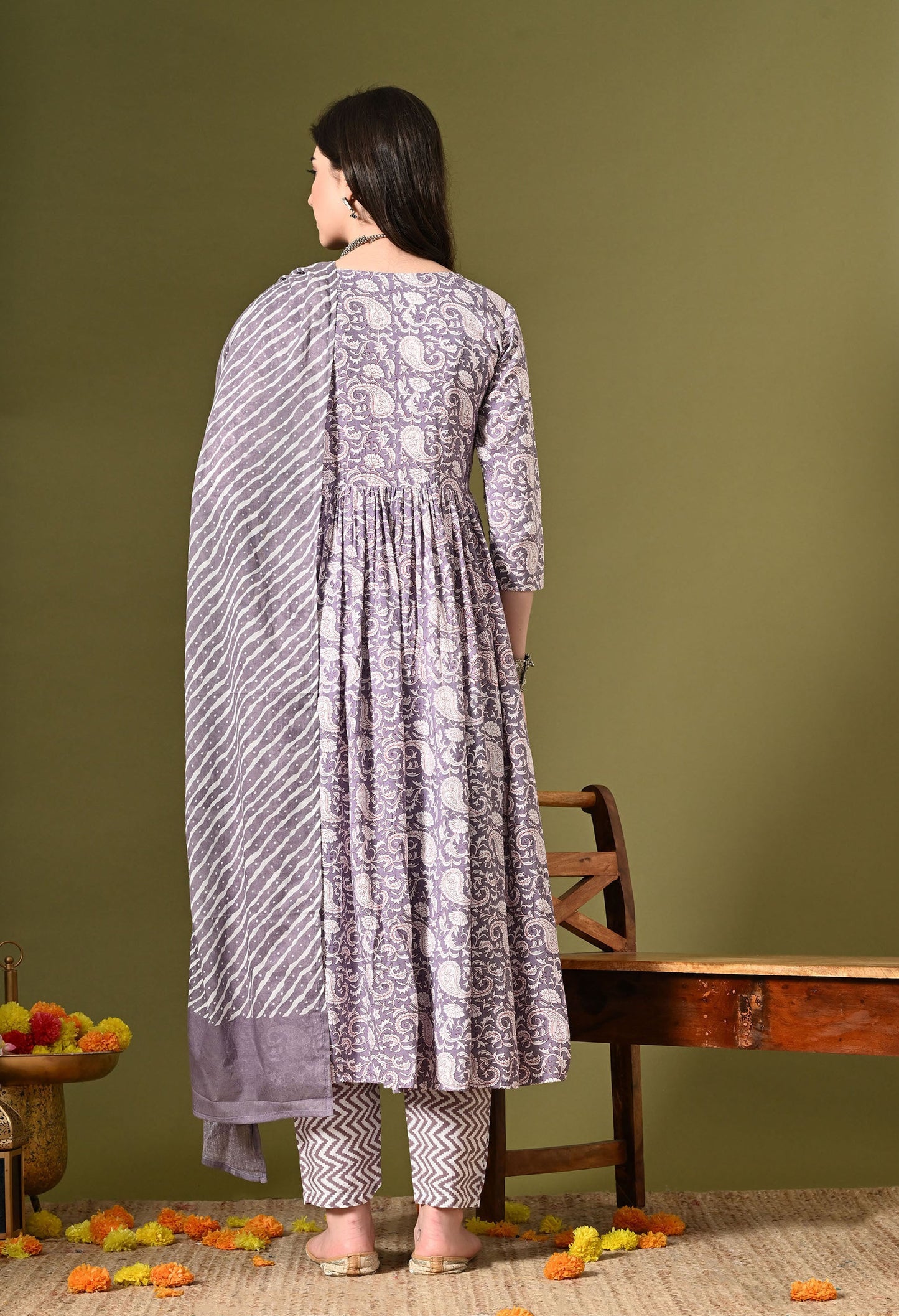 Gulnoor – Plum Lavender Kairi Print Kurta Set