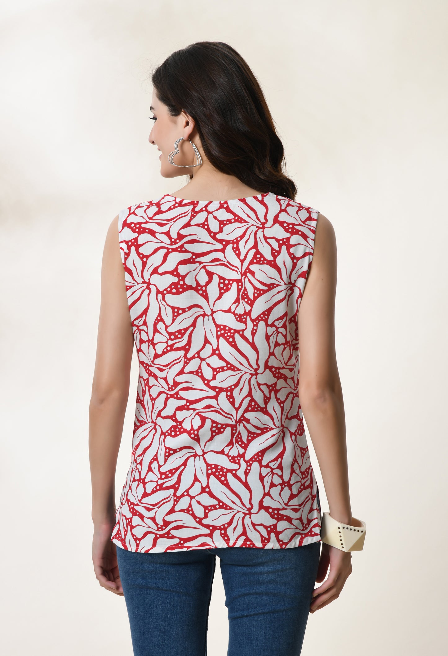 Scarlet Blossom Red Floral Printed V-Neck Sleeveless Top