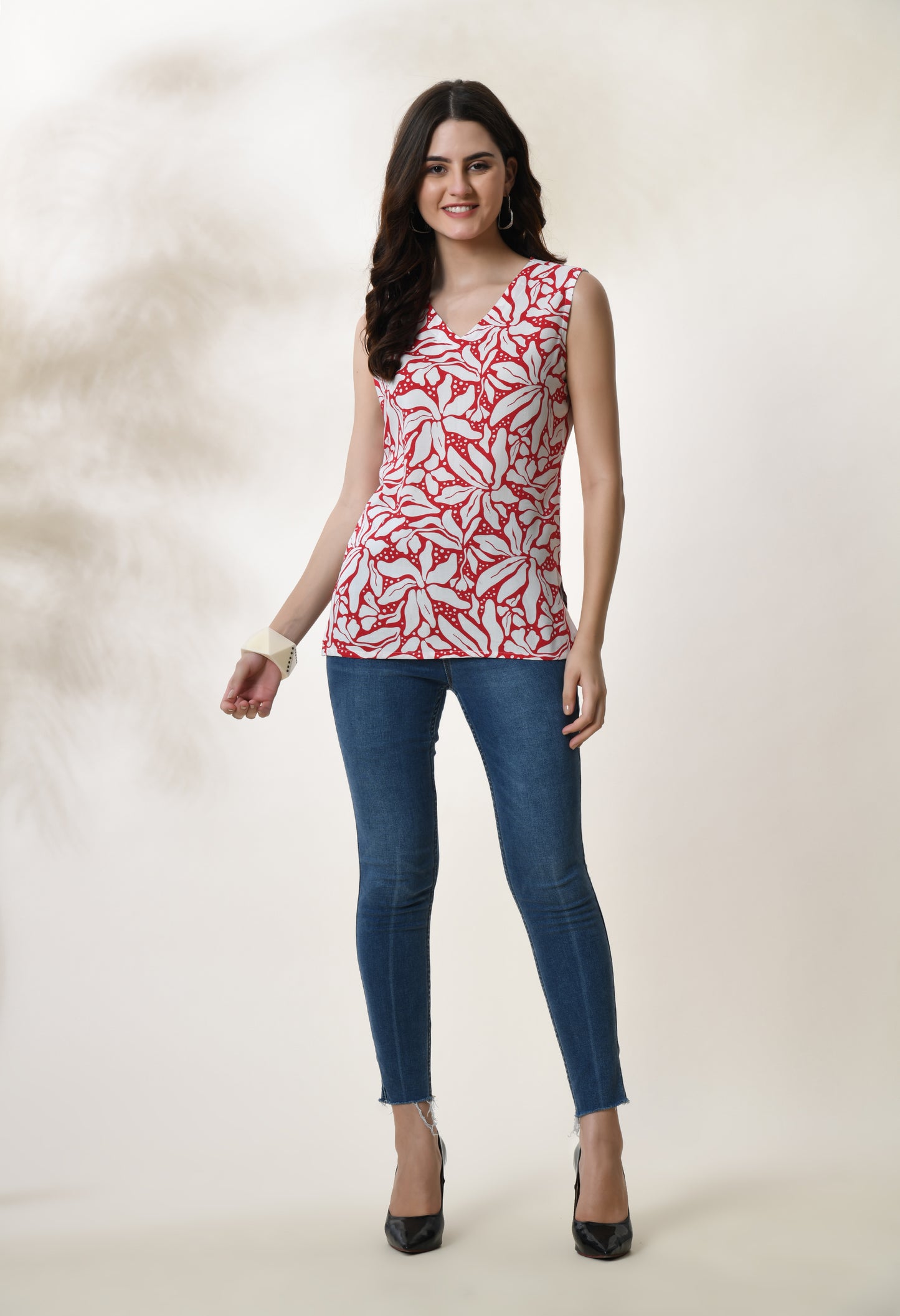 Scarlet Blossom Red Floral Printed V-Neck Sleeveless Top