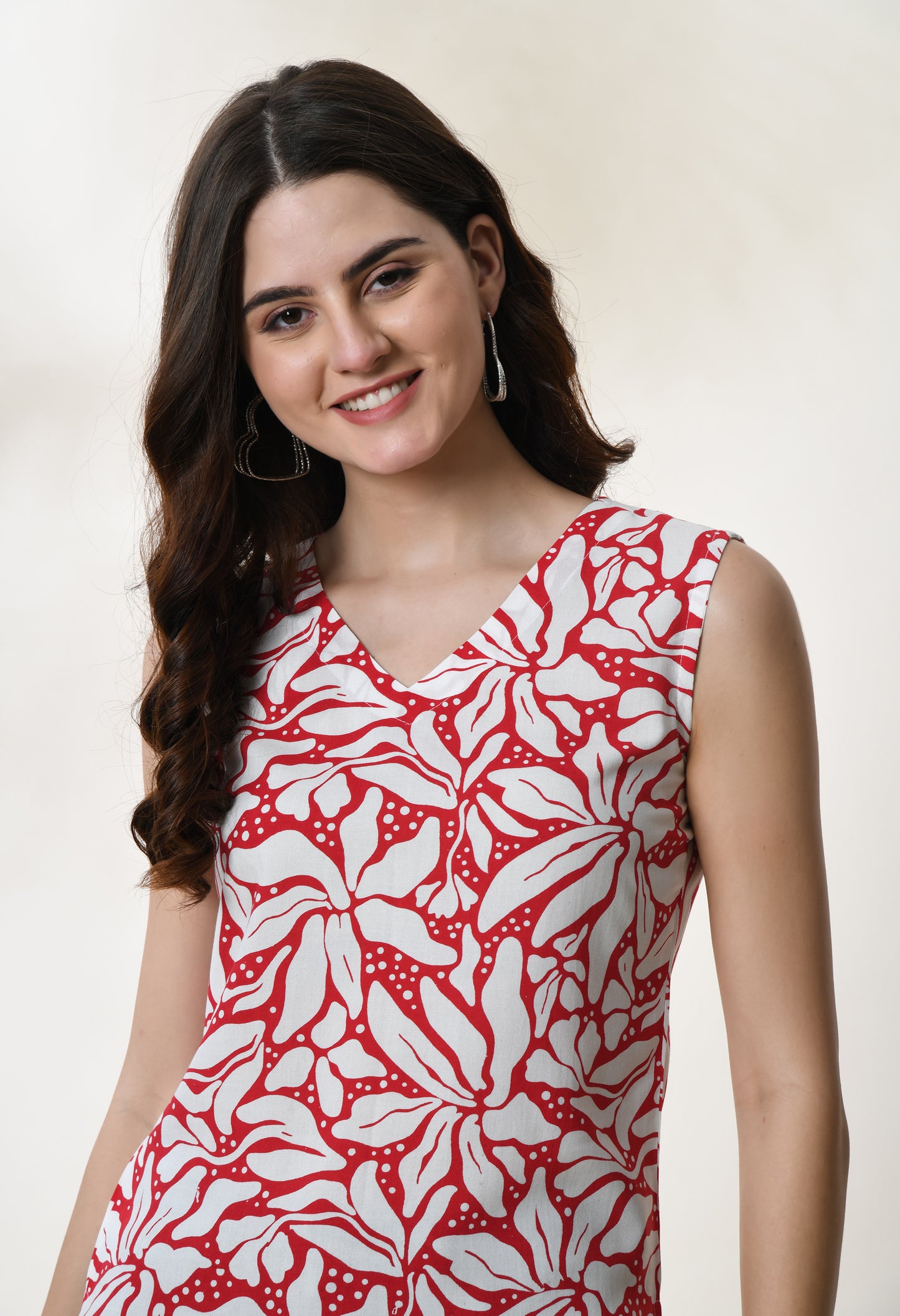 Scarlet Blossom Red Floral Printed V-Neck Sleeveless Top