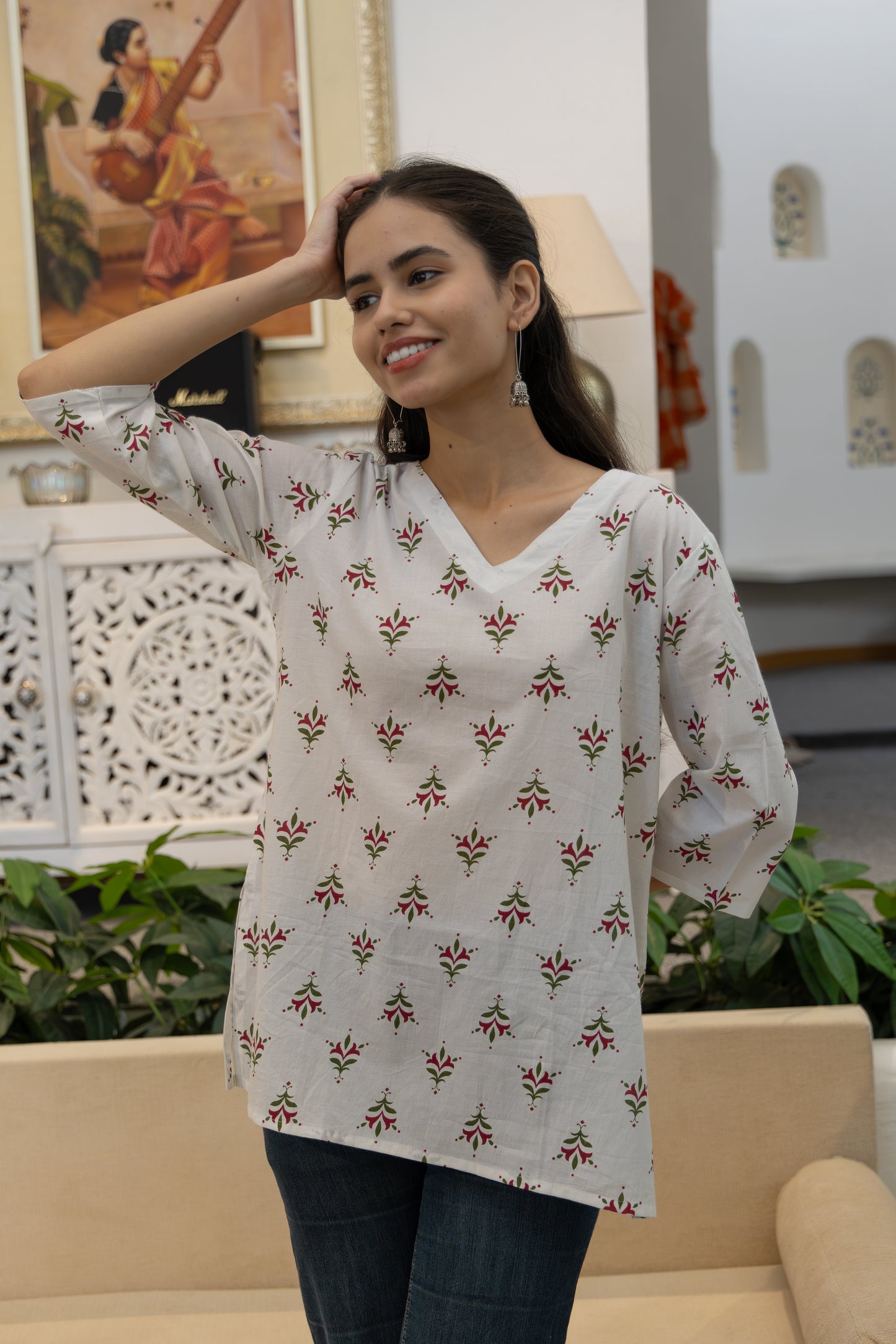 White Essence Relaxed Fit Cotton Kurti