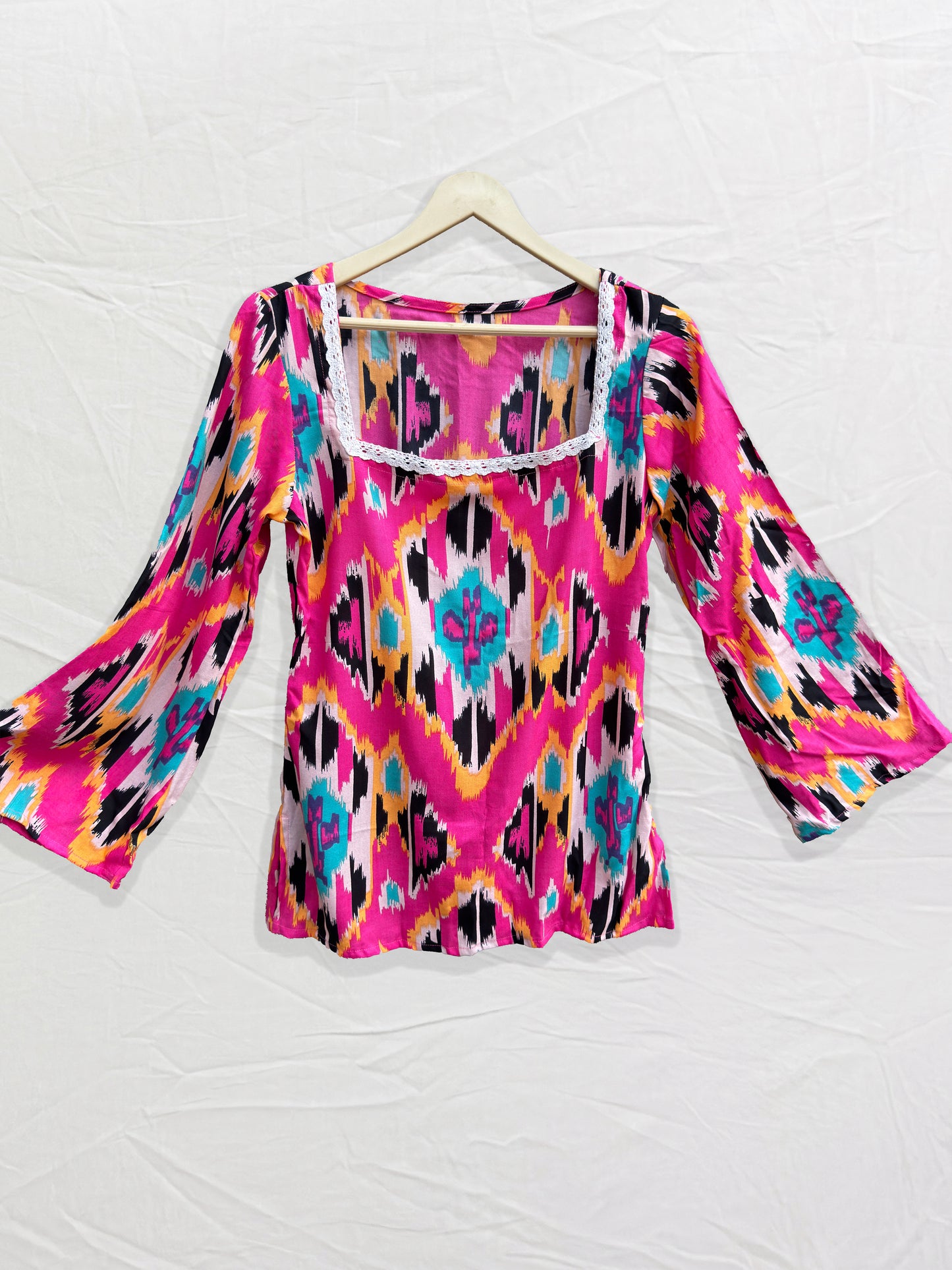 Islena – Pink Abstract Print Lace-Trim Cotton Top
